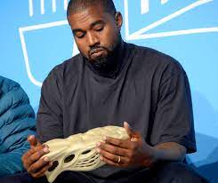 En octubre Adidas rompió vínculos comerciales con Kanye West
(Foto: Instagram/@cultu-popm)
