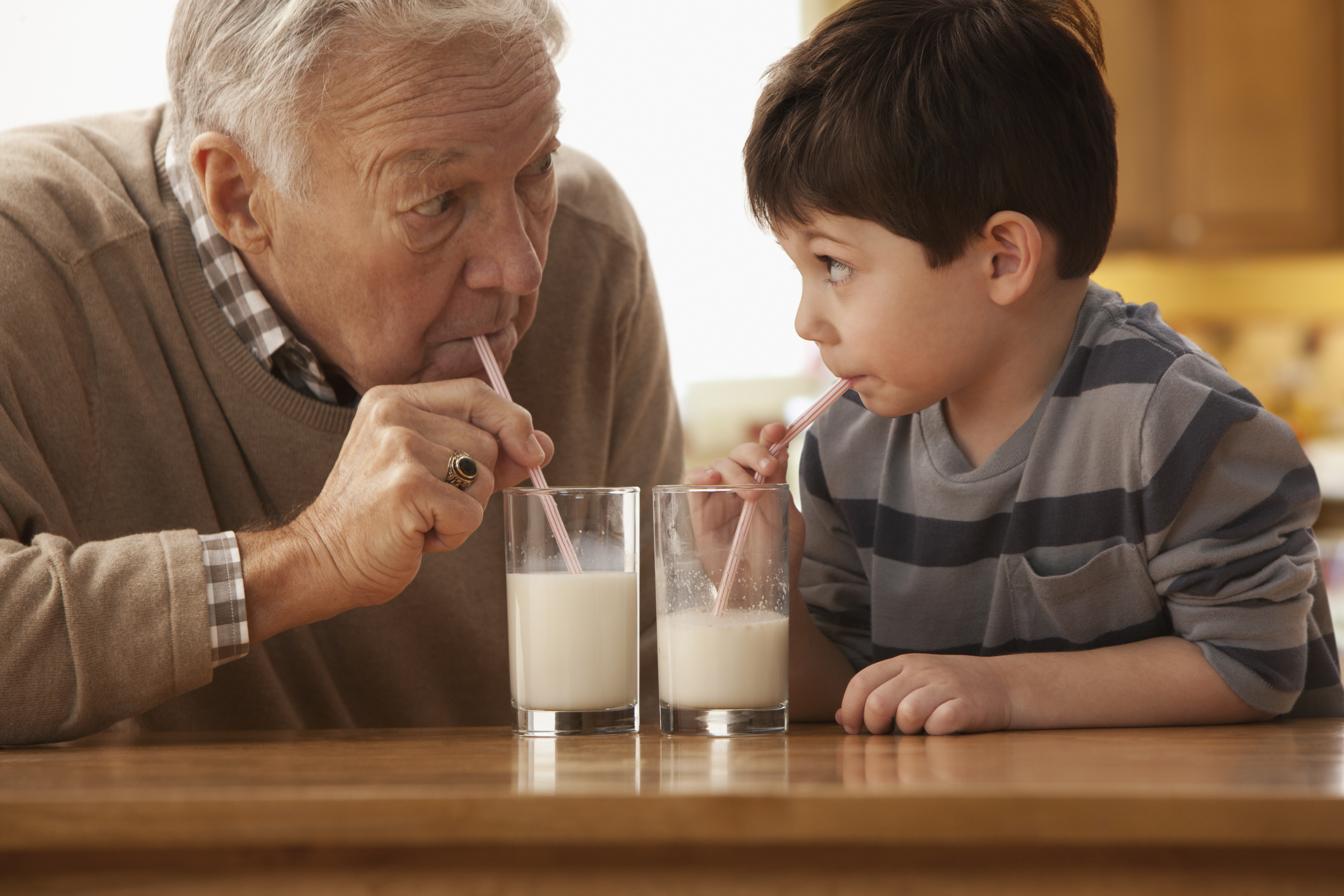 La leche es una bebida muy nutritiva, que se recomienda en niños y embarazadas. 