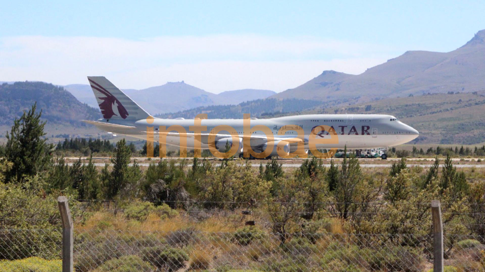 El emir de Qatar aterrizó en la Patagonia y se trasladó a una estancia ubicada entre Bariloche y El Bolsón