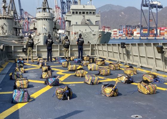 Las operaciones de interdicción marítima se dieron gracias a acuerdos de cooperación internacional en la lucha contra el tráfico de estupefacientes. Foto: Armada Nacional de Colombia.