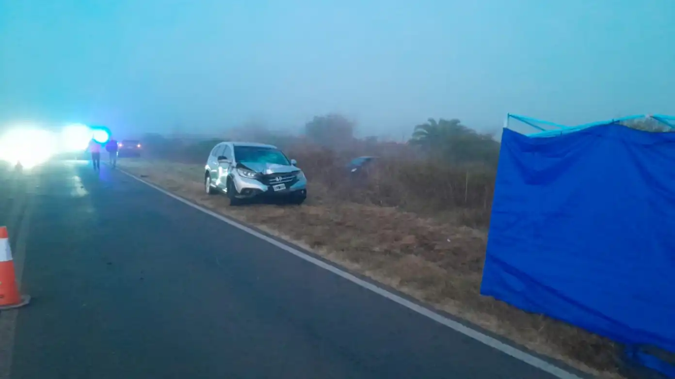 Un hombre muri&oacute; atropellado por una camioneta mientras ped&iacute;a ayuda en una ruta de Entre R&iacute;os