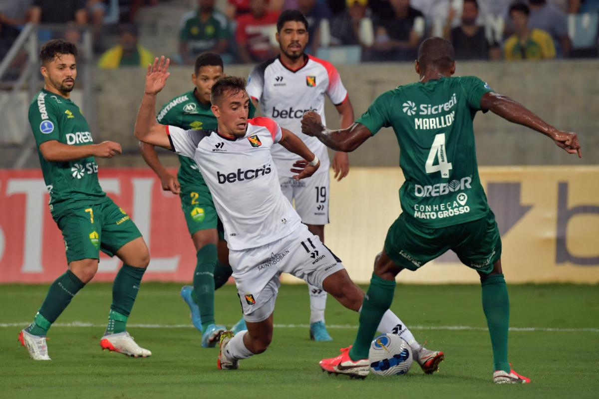 VER DIRECTV Melgar vs Cuiabá EN VIVO HOY: rojinegros ganan 1-0 por la Copa Sudamericana, con gol de Archimbaud