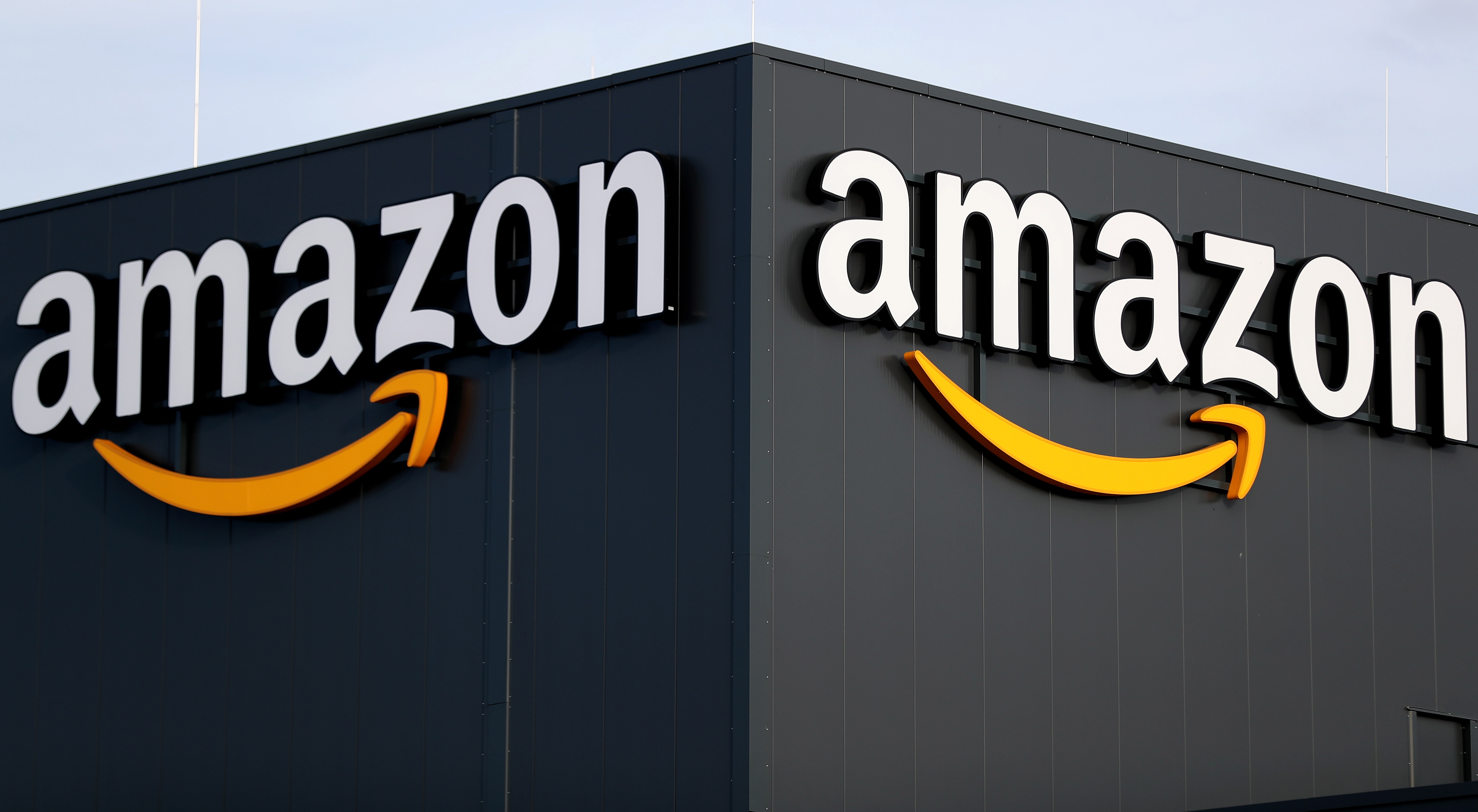 Amazon se une a otras grandes empresas que han tomado esa decisión, entre ellas Google, Facebook, Apple y Twitter (Foto: EFE)
