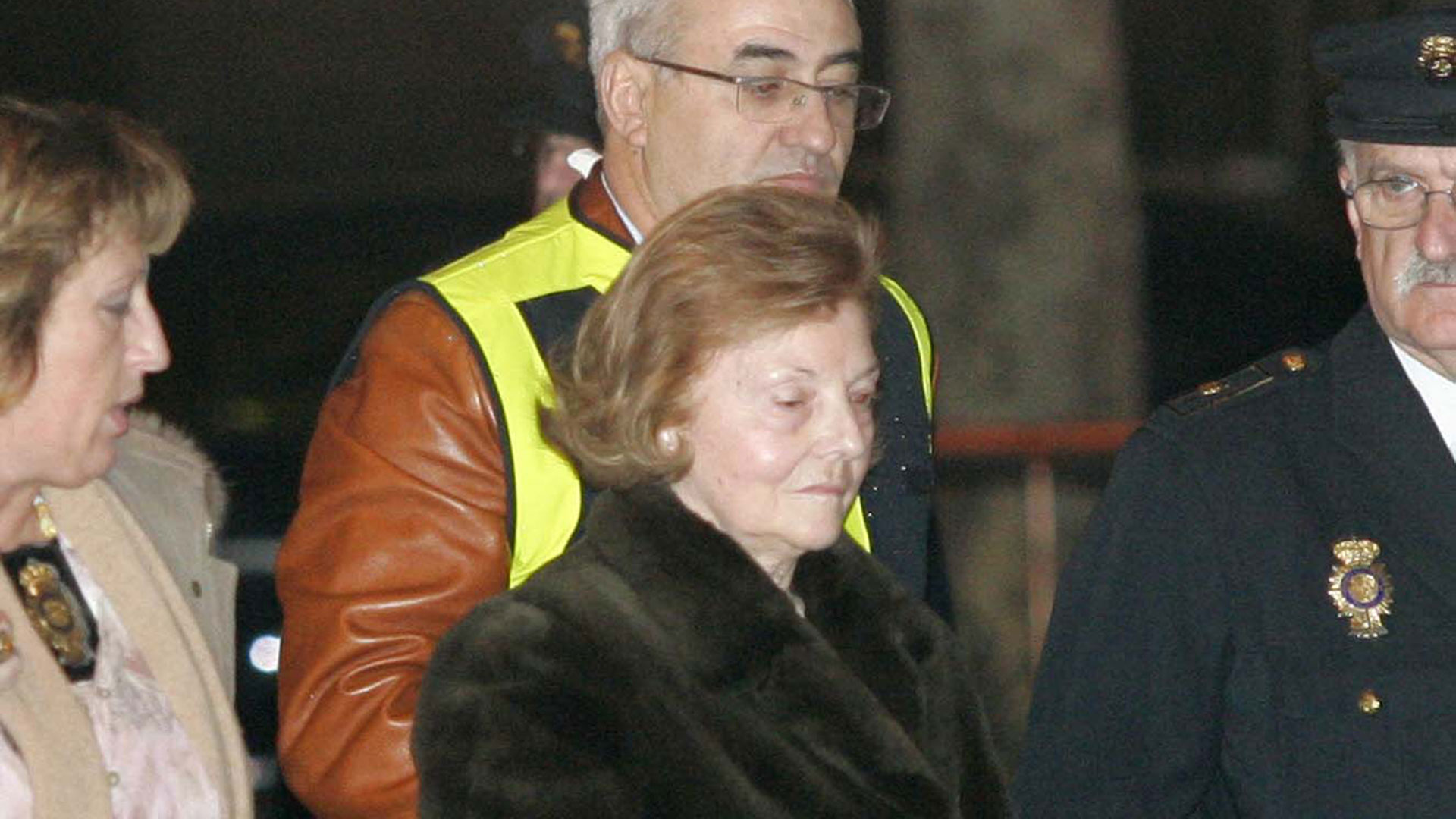El 12 de enero de 2007 por la noche, la expresidenta María Estela Martínez de Perón. fue detenida por policías españoles y agentes de Interpol en su casa de Madrid (AFP)