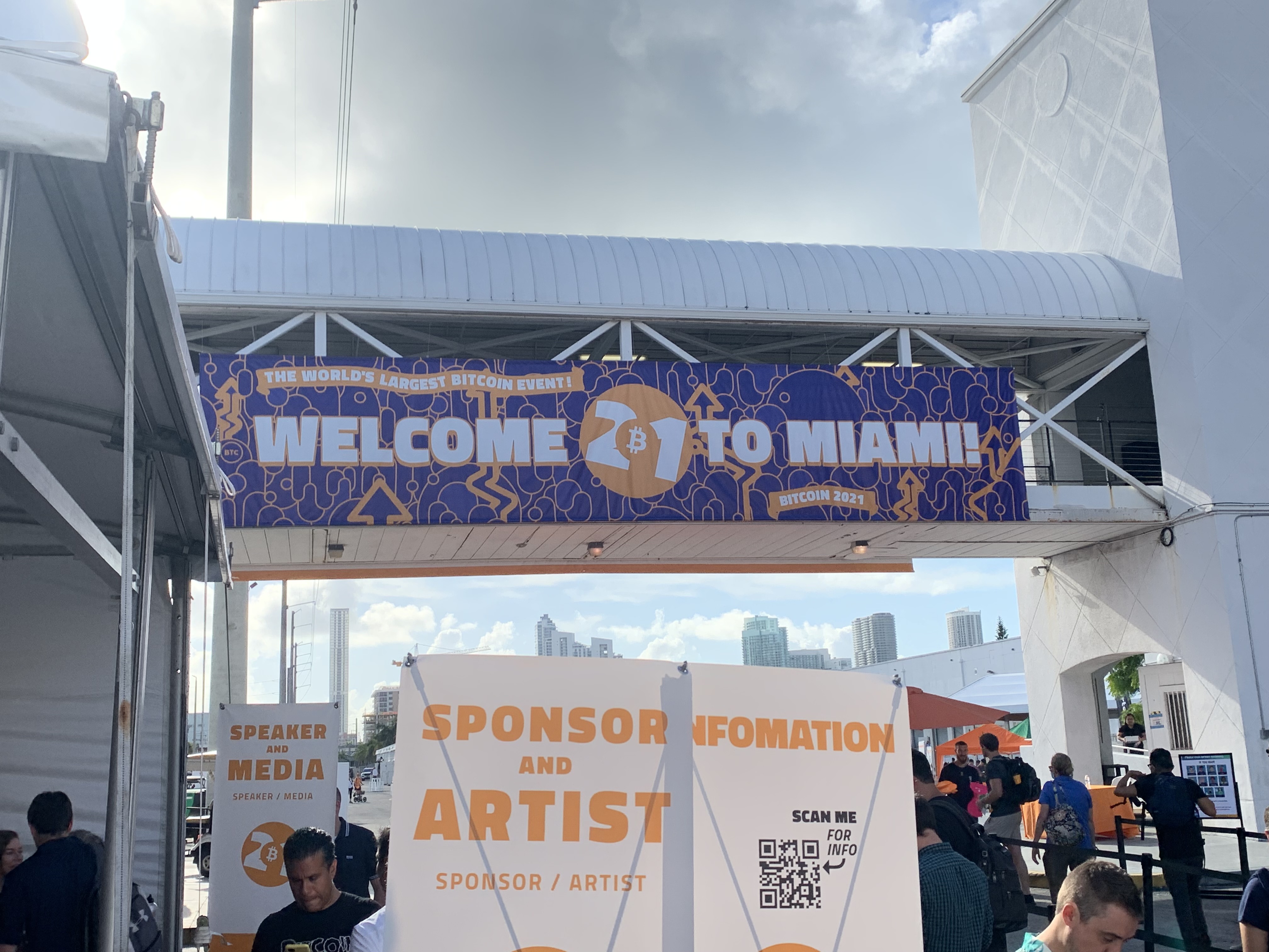 Más de 50 mil personas asisten en Miami al evento de Bitcoin más grande de  la historia - Infobae