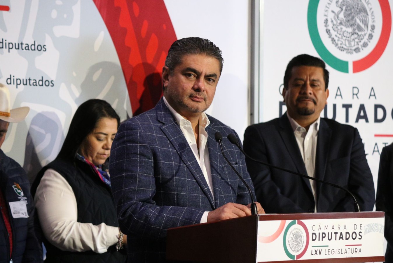 Luis Chazaro confirmó que volverá la coalición Va por México (@LuisChazaroMX)