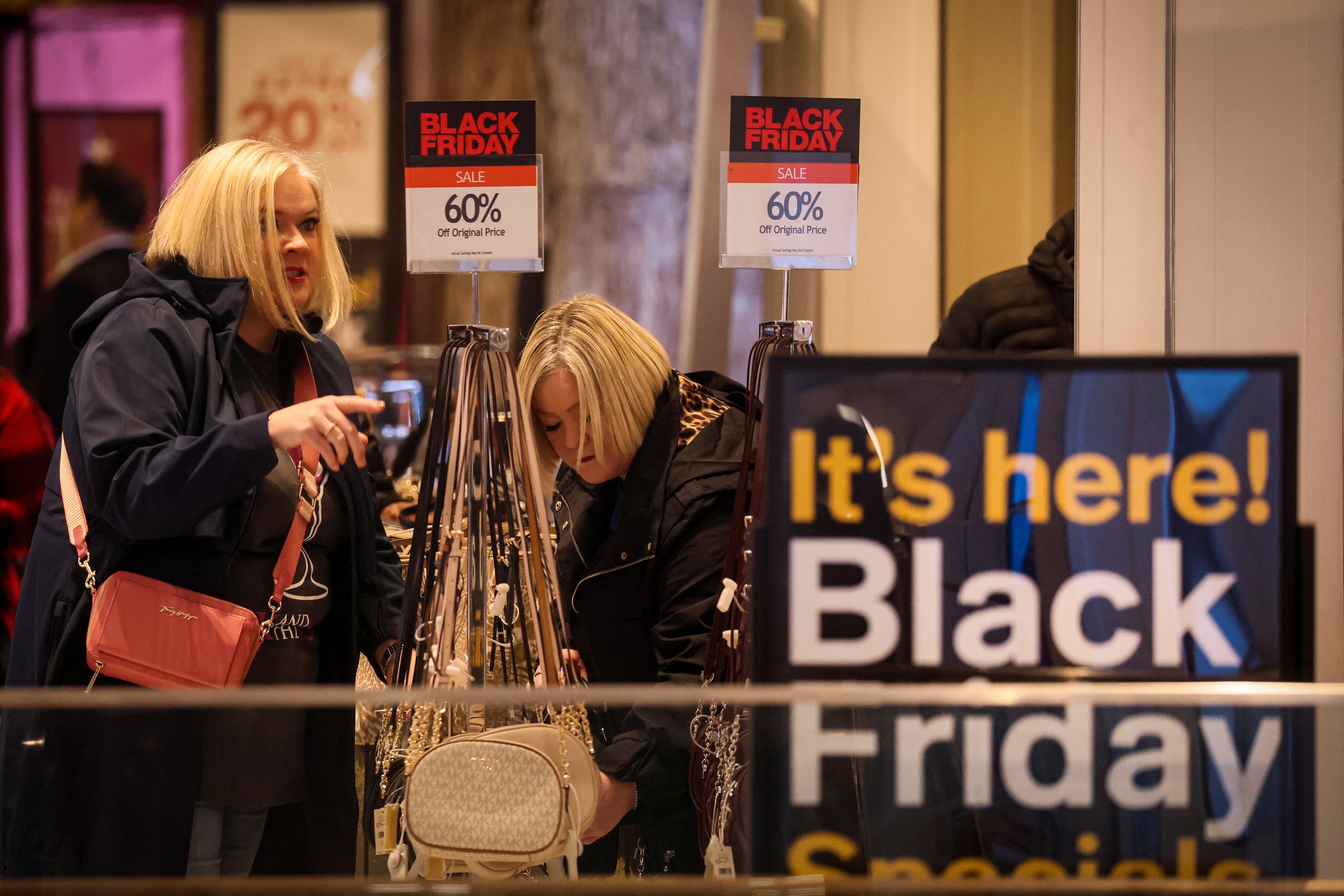 Comenzó el Black Friday: descuentos de hasta el 70%, cuotas sin interés y cómo traer productos del exterior