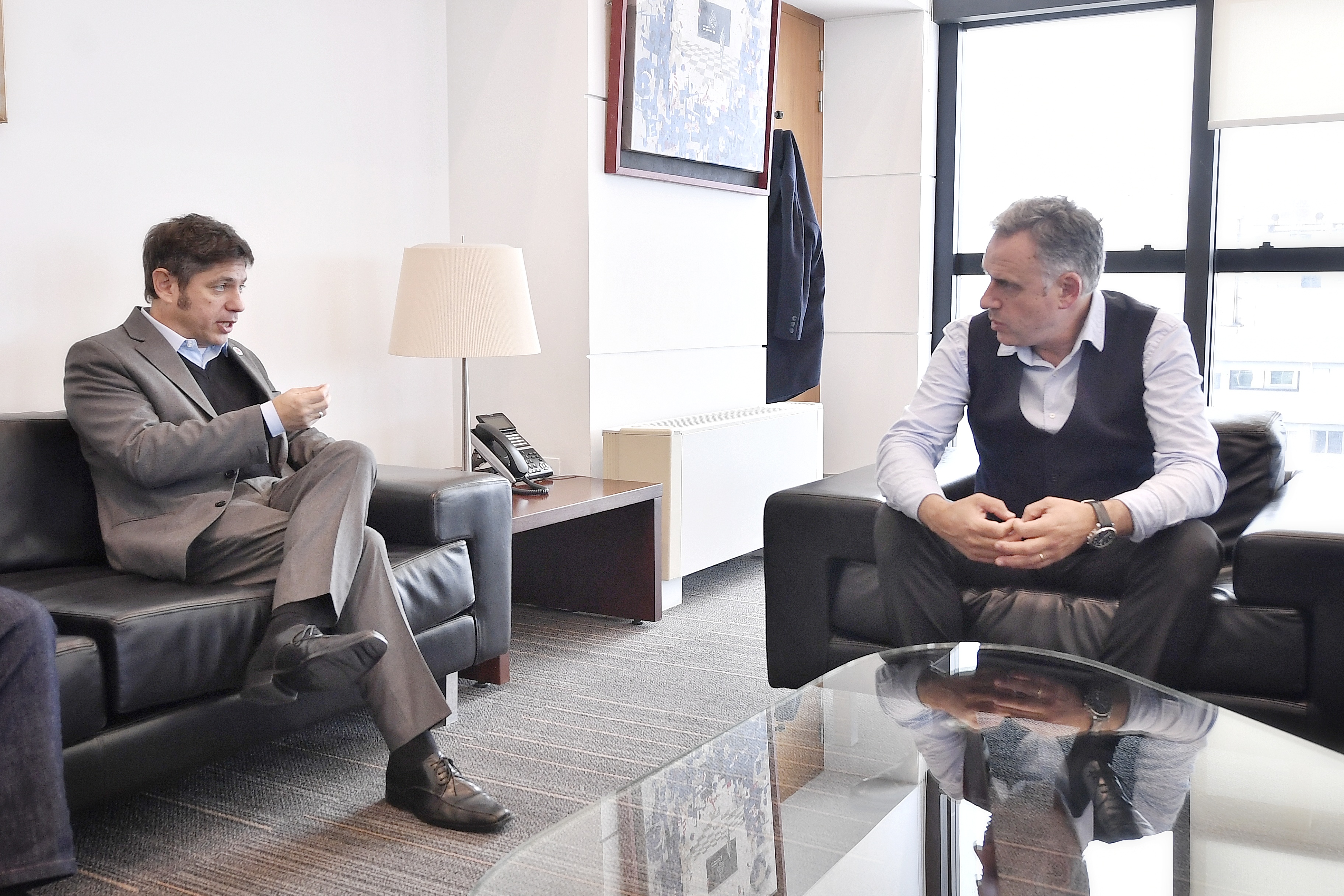 Kicillof se reunió con Yamandú Orsi y habló en clave electoral: "Nos falta organizar el descontento"