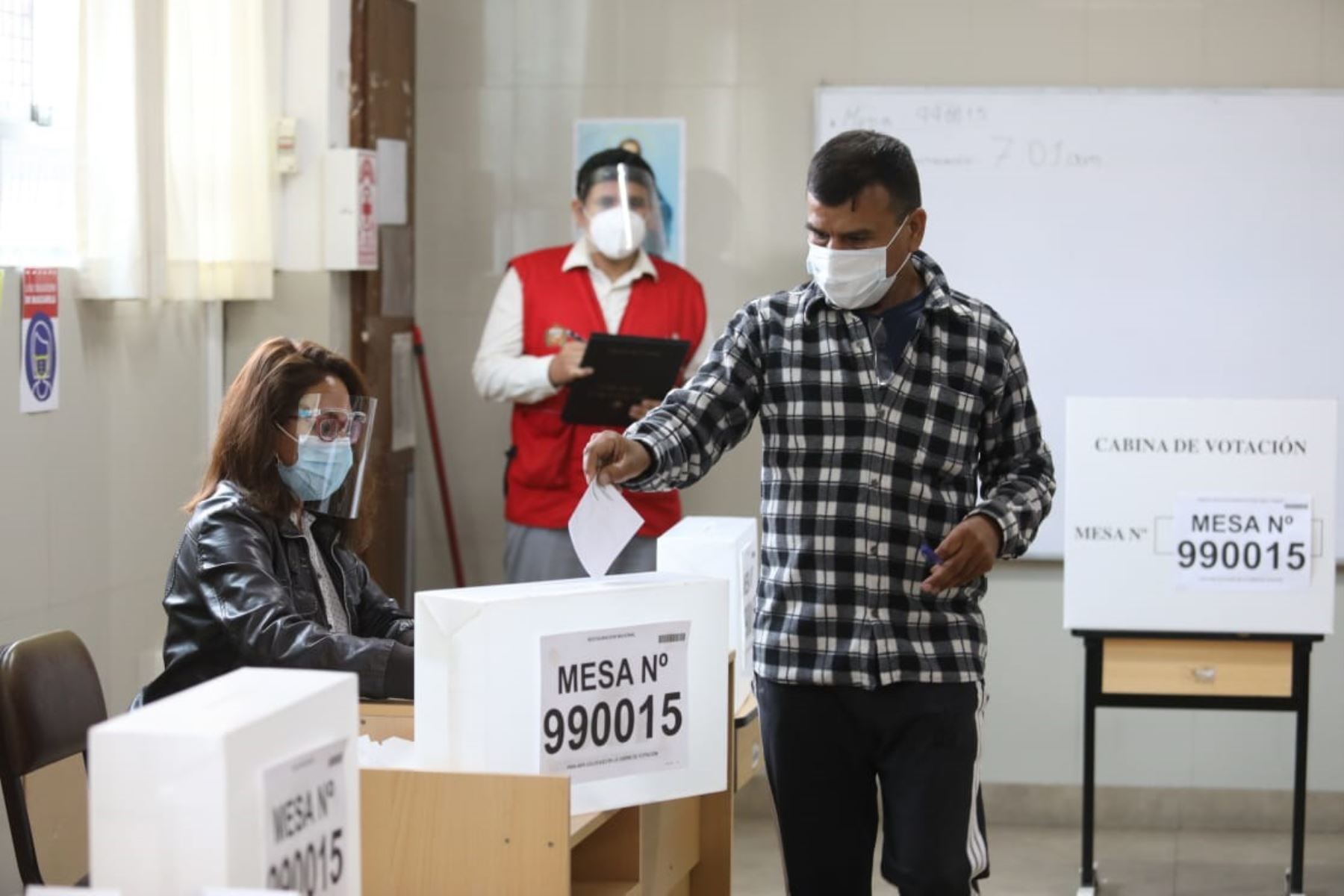 The Use Of Masks Will Not Be Mandatory During The 2022 Elections.  This Applies To Both Voters And Members Of The Polling Station.  (Endian)