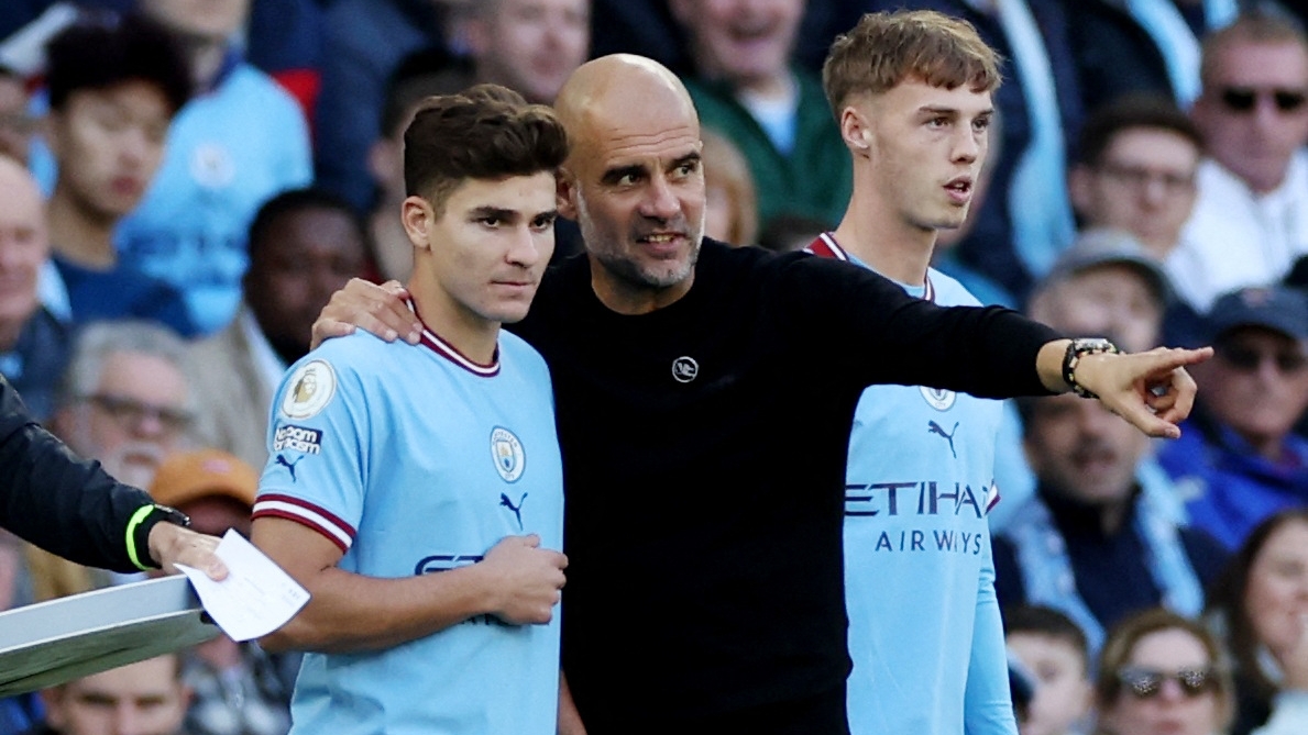 Julián Álvarez espera sumar más minutos en el City (REUTERS/Phil Noble)