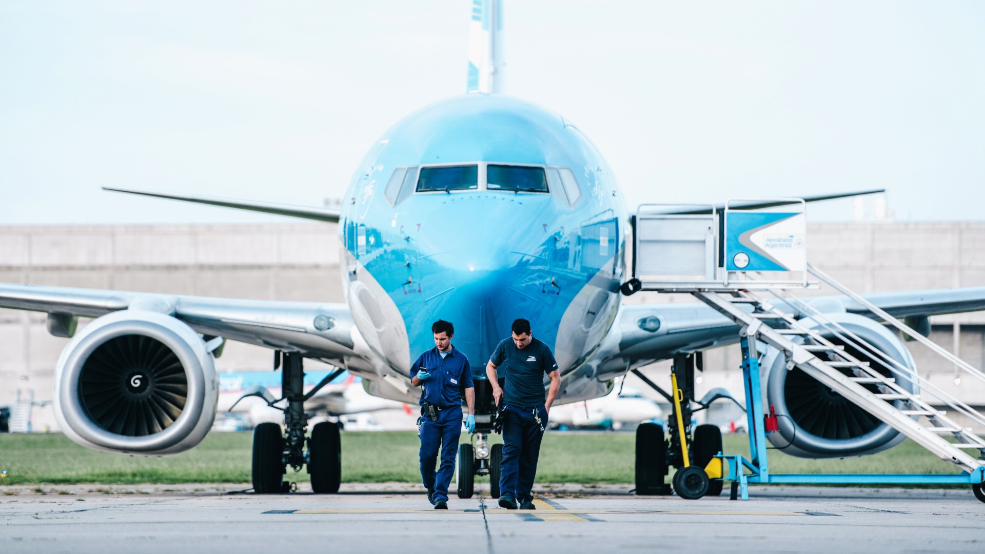 La aerolínea de bandera ofrece vuelos diarios directos de San Pablo a Bariloche en invierno (Crédito: Prensa AA)