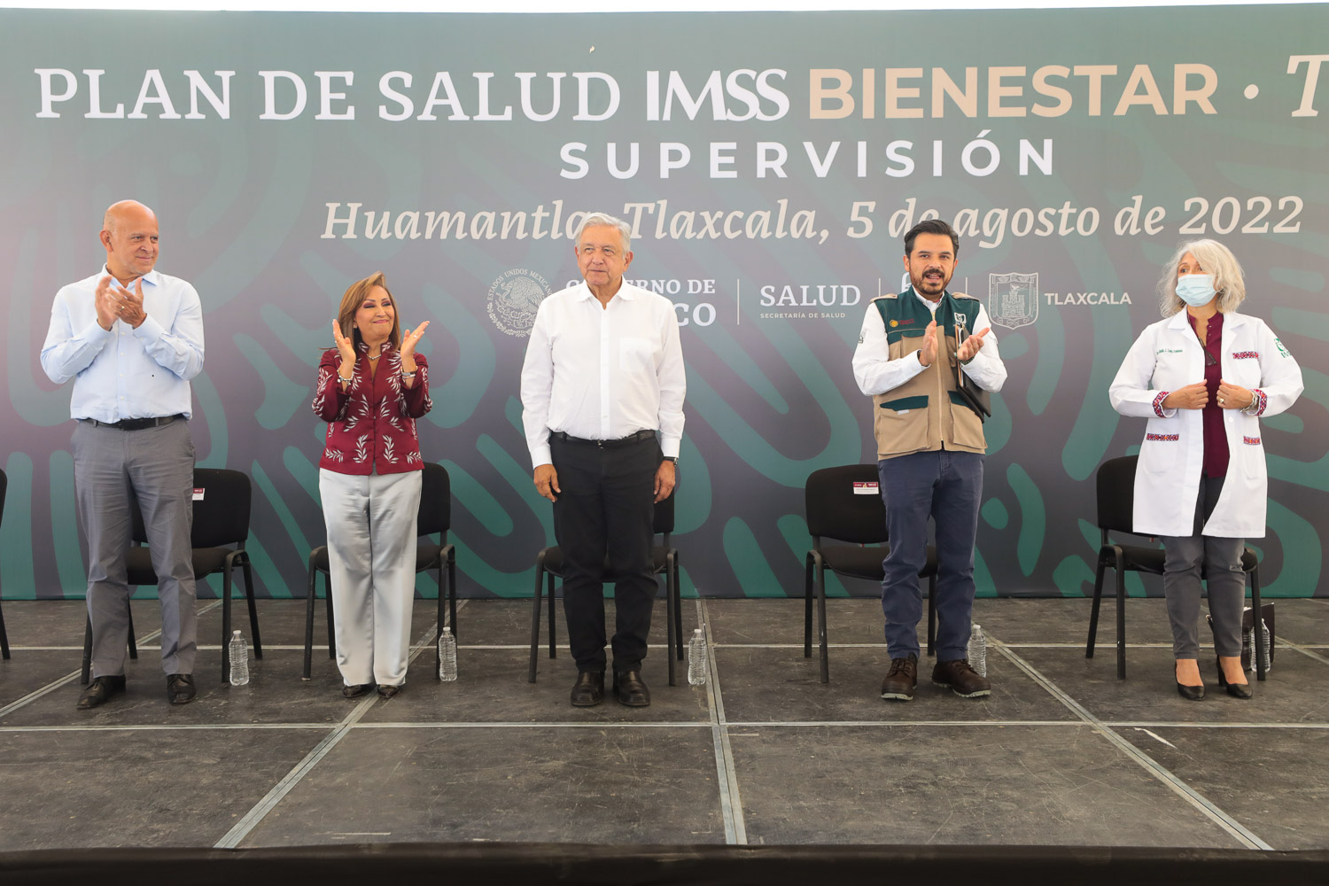 Según AMLO, el gobierno de Morena se ha dedicado a realizar dos acciones en beneficio del pueblo (Foto: Presidencia de México)