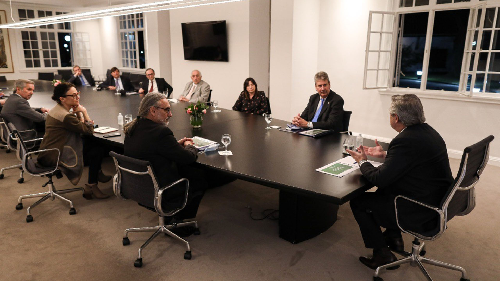 El presidente Alberto Fernández junto a los representantes del Consejo Agroindustrial. Fue el martes pasado en Olivos (Presidencia)
