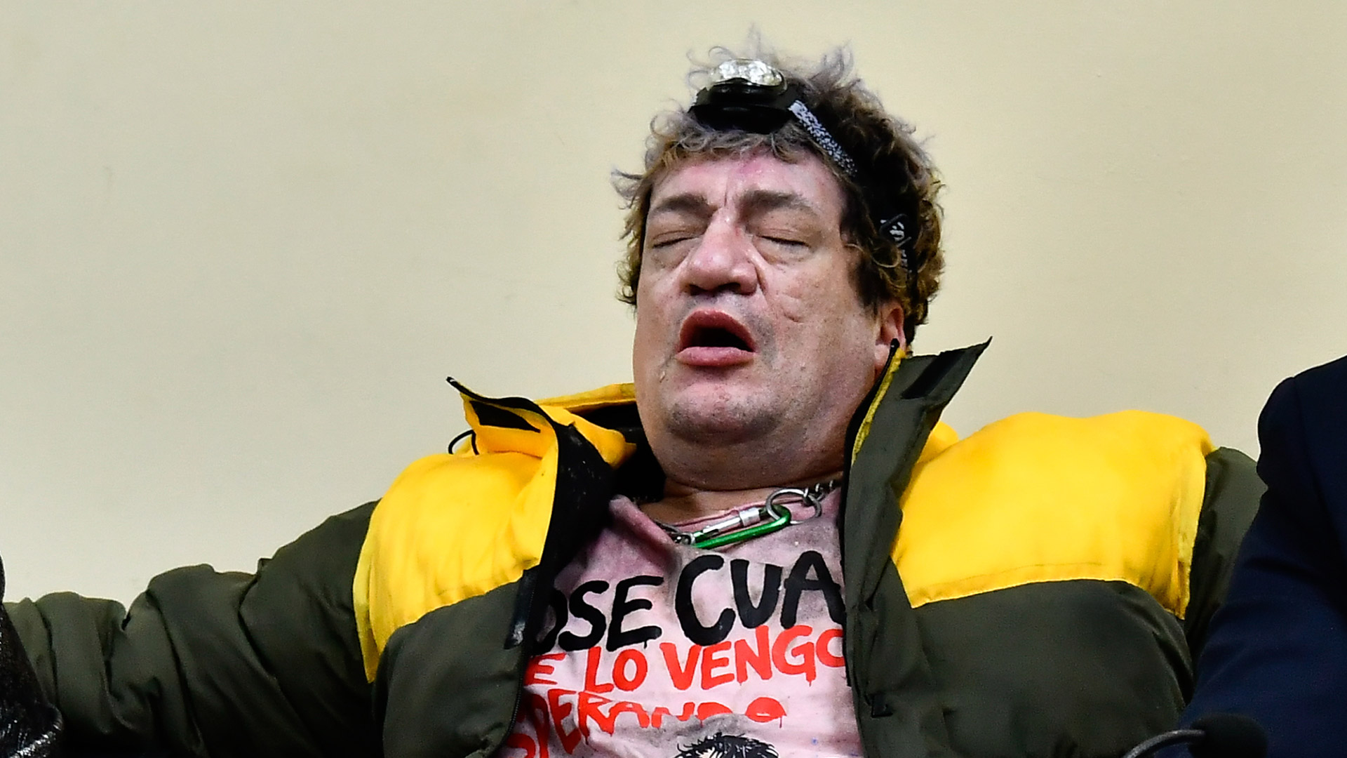 De los ronquidos a la presi&oacute;n alta: la accidentada audiencia del juicio a 