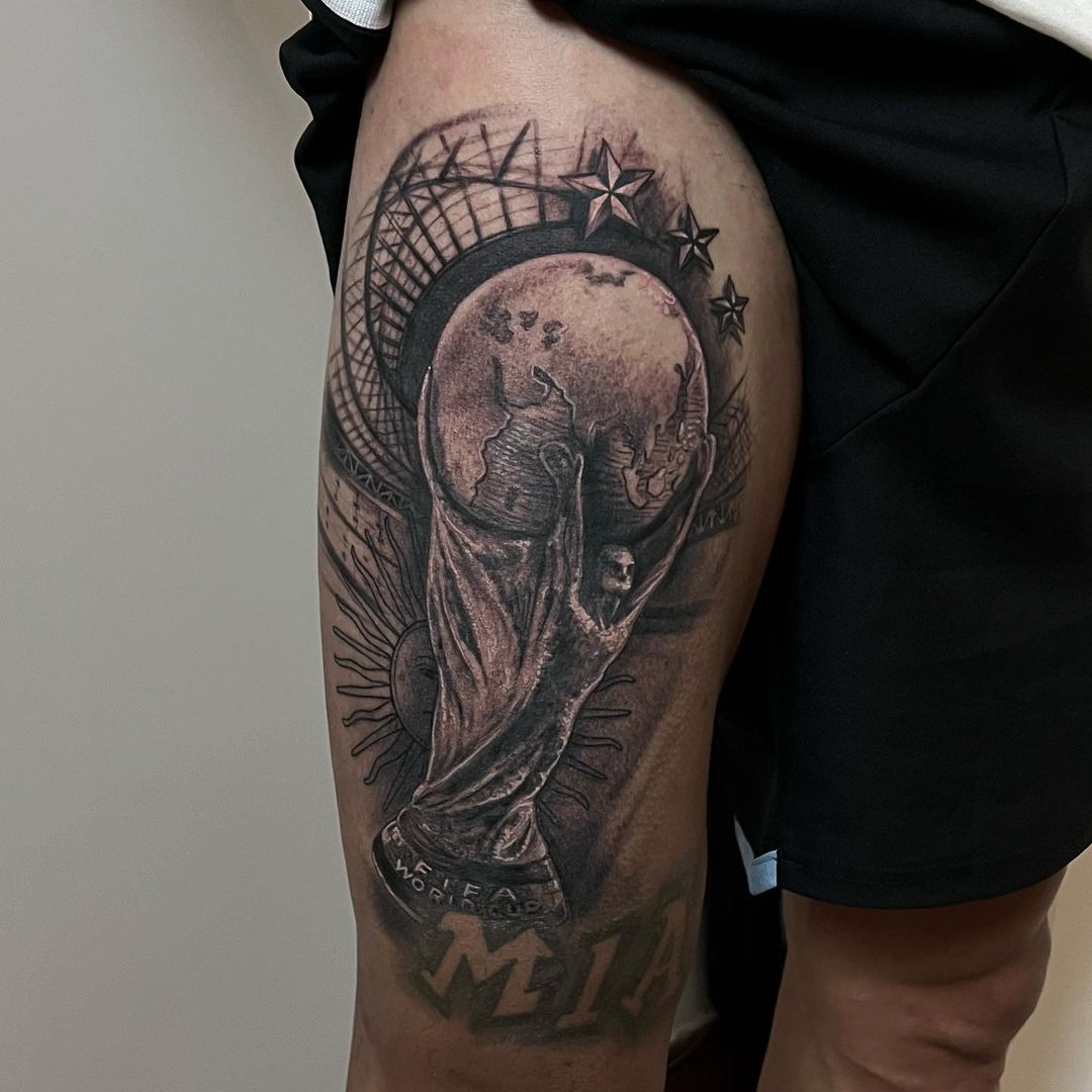 La copa del mundial fue tatuada de manera especial