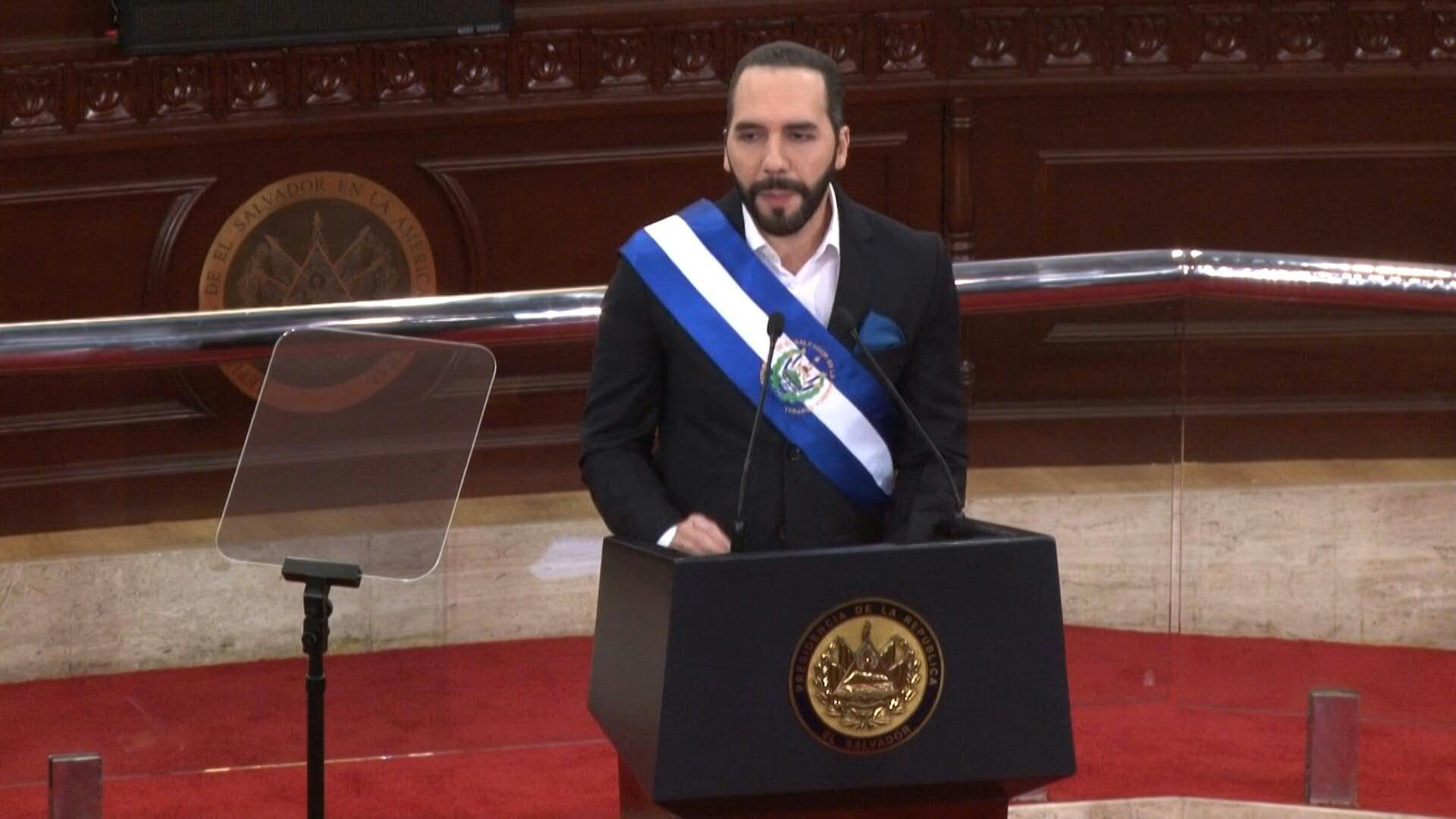 El presidente de El Salvador, Nayib Bukele, durante su mensaje de tercer año de gobierno en la Asamblea Legislativa.