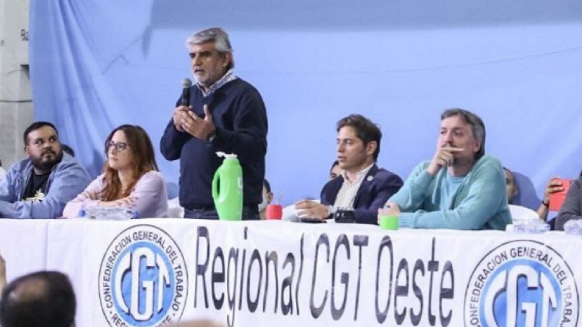 Walter Correa junto a Axel Kicillof y Máximo Kirchner