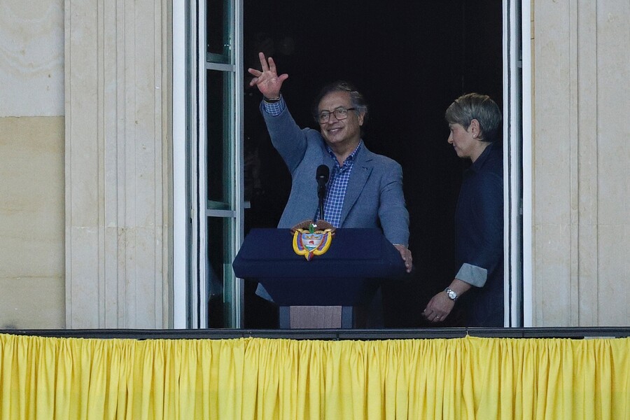 President Gustavo Petro (on his balcony Colprensa - Camila Díaz)
