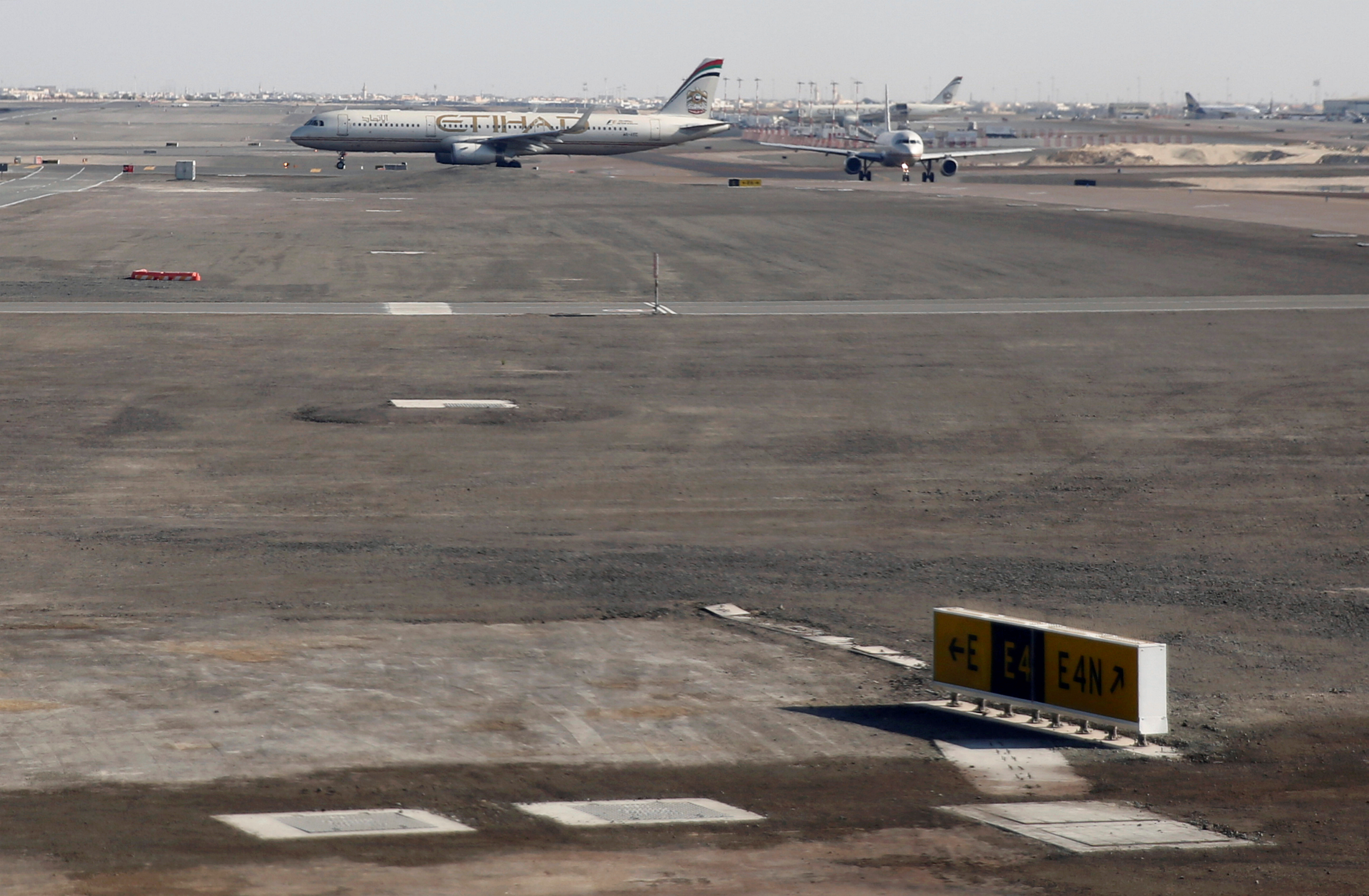 El Aeropuerto Internacional de Abu Dabi (REUTERS)