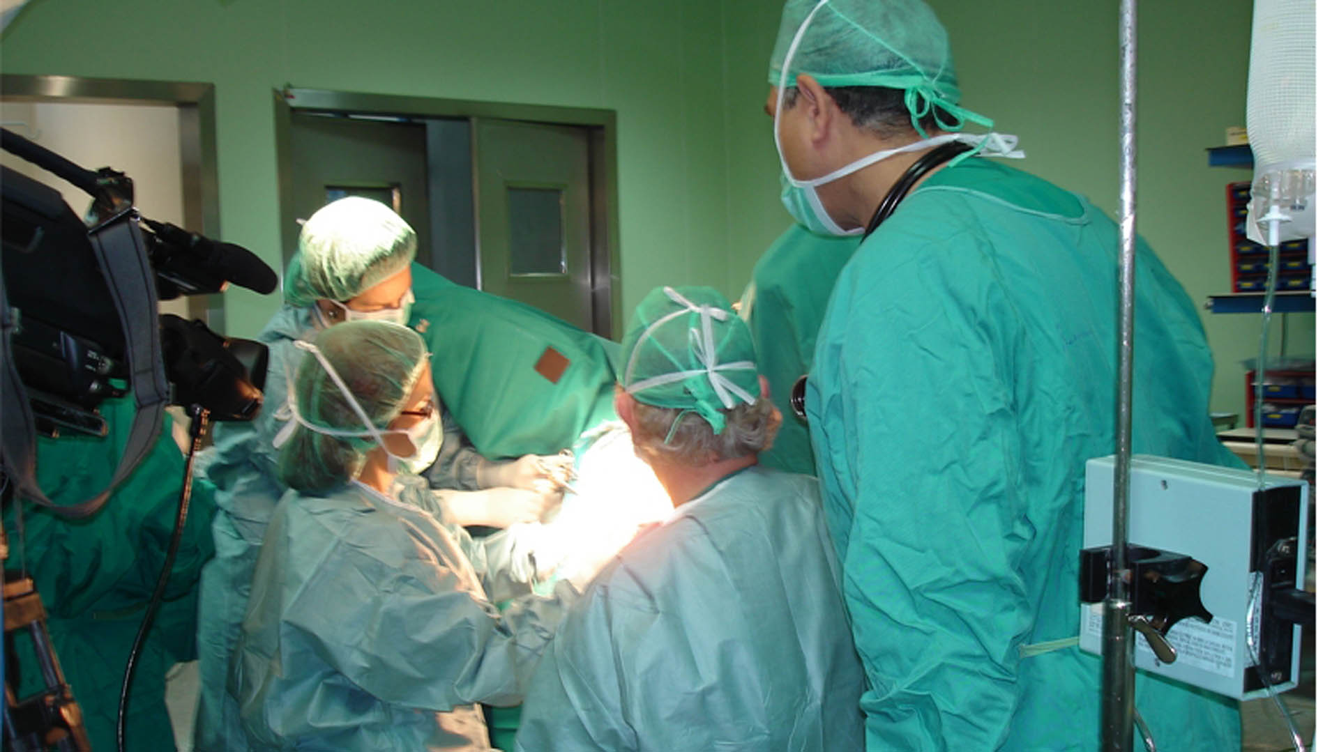 En la actualidad, se está realizando la cirugía por la técnica laparoscópica que aporta grandes beneficios para el donante, como por ejemplo sufrir menos dolor, acelerar la recuperación