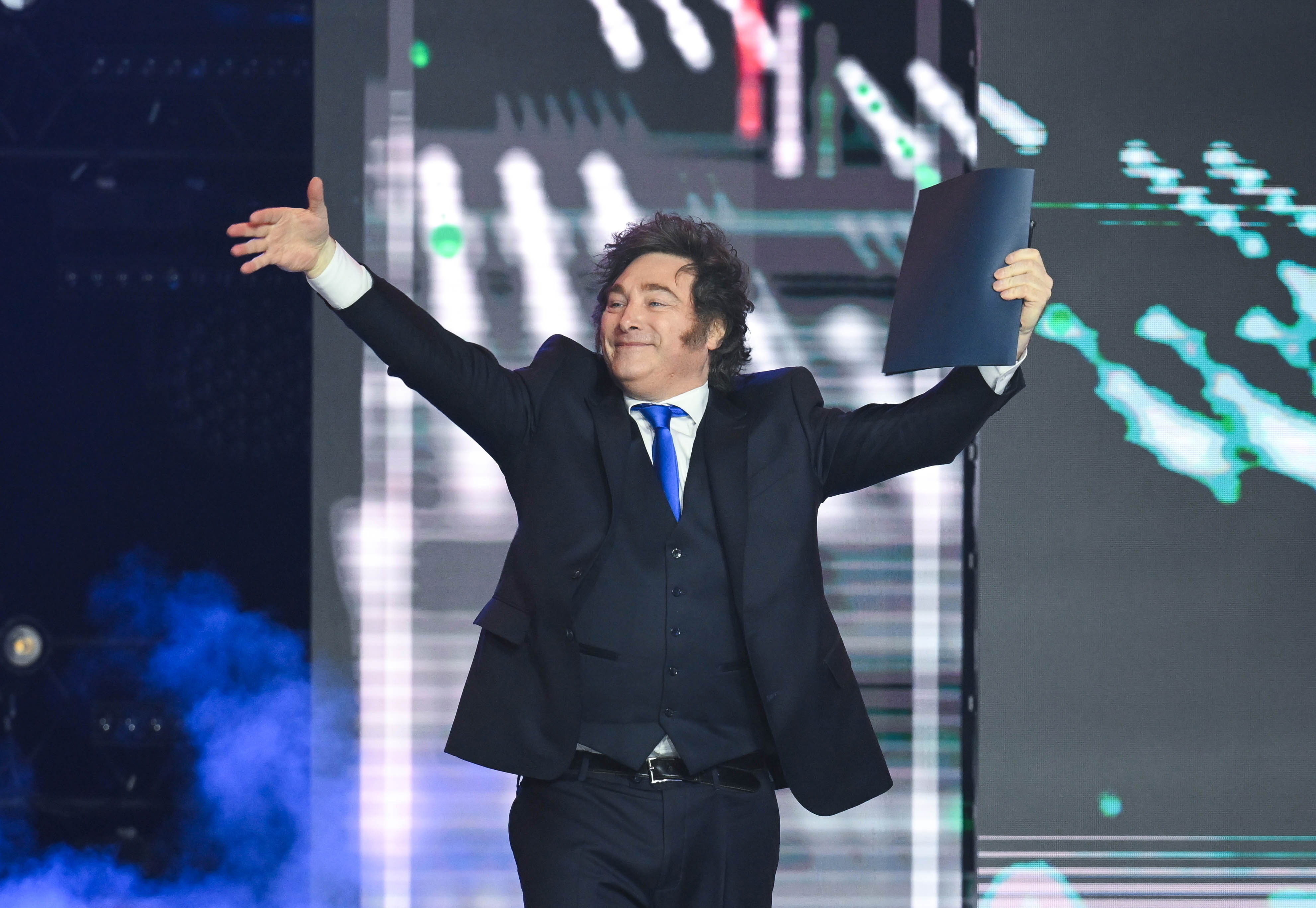 Milei sigue de cerca las elecciones en Brasil y sostiene la idea de hacer una cumbre de la derecha latinoamericana 