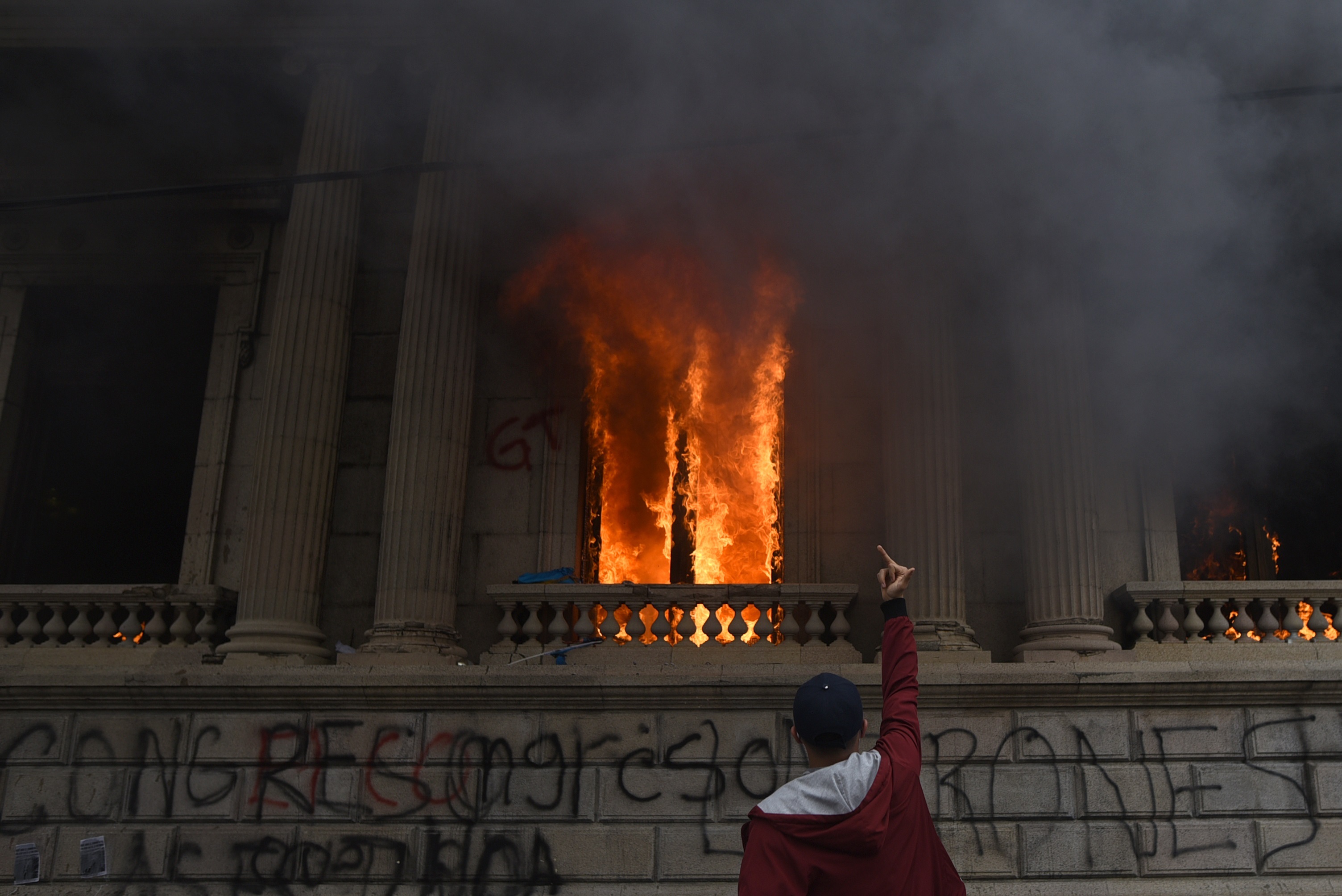 Procesan A Una Tercera Persona Por Pintas Al Congreso De Guatemala En