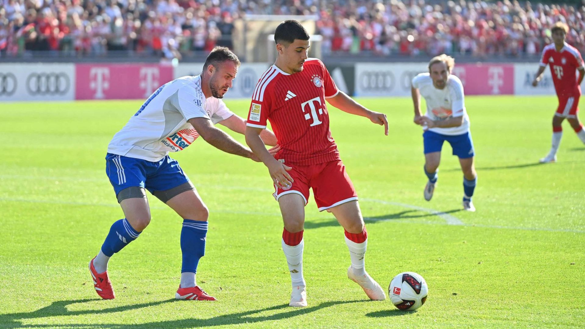 Felipe Chávez con futuro definido: dejará el Bayern Múnich por disposición institucional; Deportivo La Coruña y Wolfsburgo buscan su cesión - Infobae