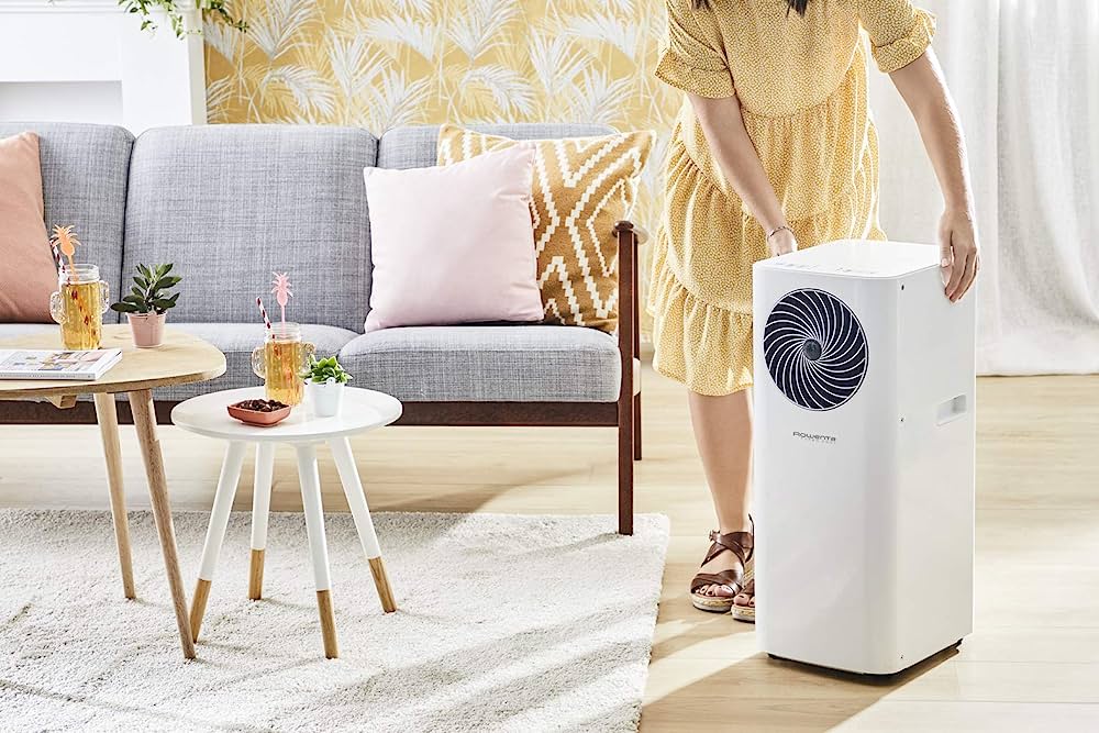 Un modelo de aire acondicionado portátil en un hogar. (Amazon)