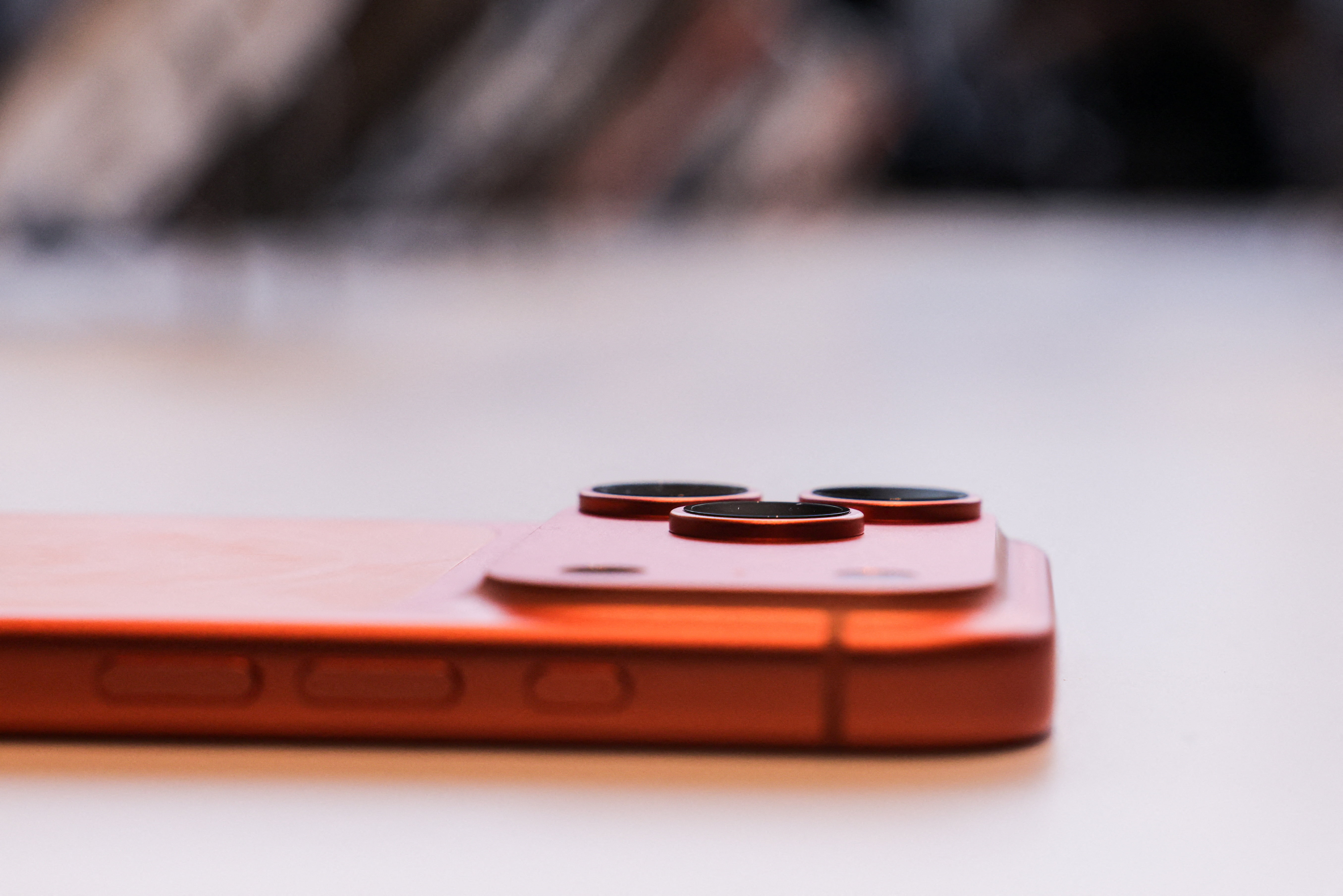 La policía chilena detuvo al principal sospechoso de los incendios forestales en el país que dejaron al menos 21 muertos