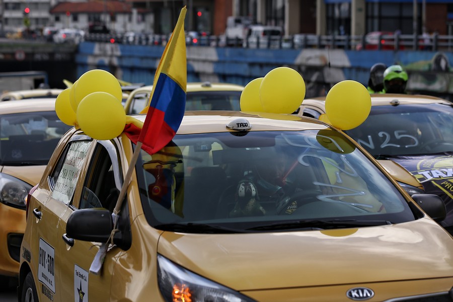 Cartagena Bloqueada Comenzó Paro De Taxistas Infobae