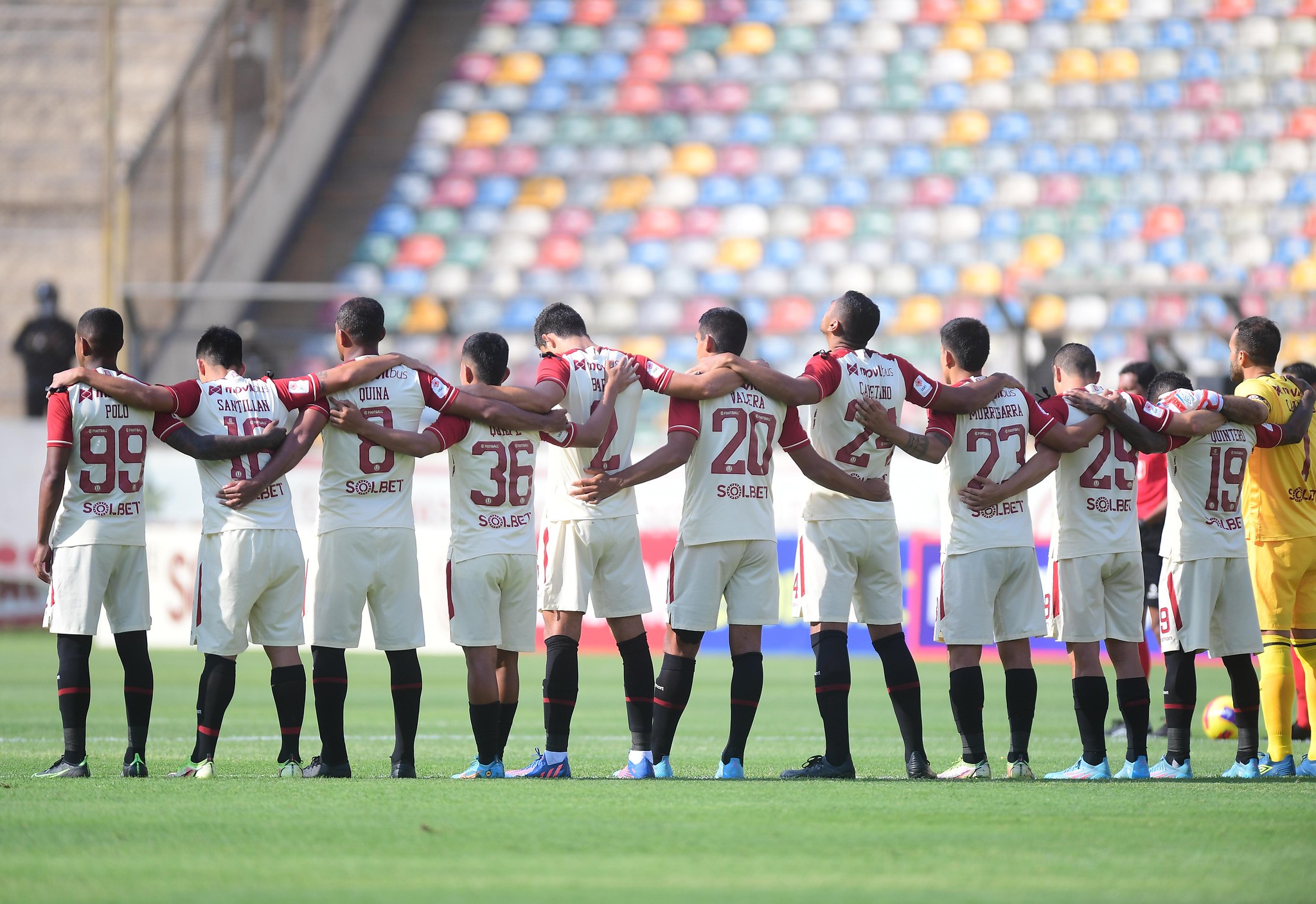 Los 'cremas' se bajaron al líder del campeonato en la última fecha. Foto: Liga Profesional.