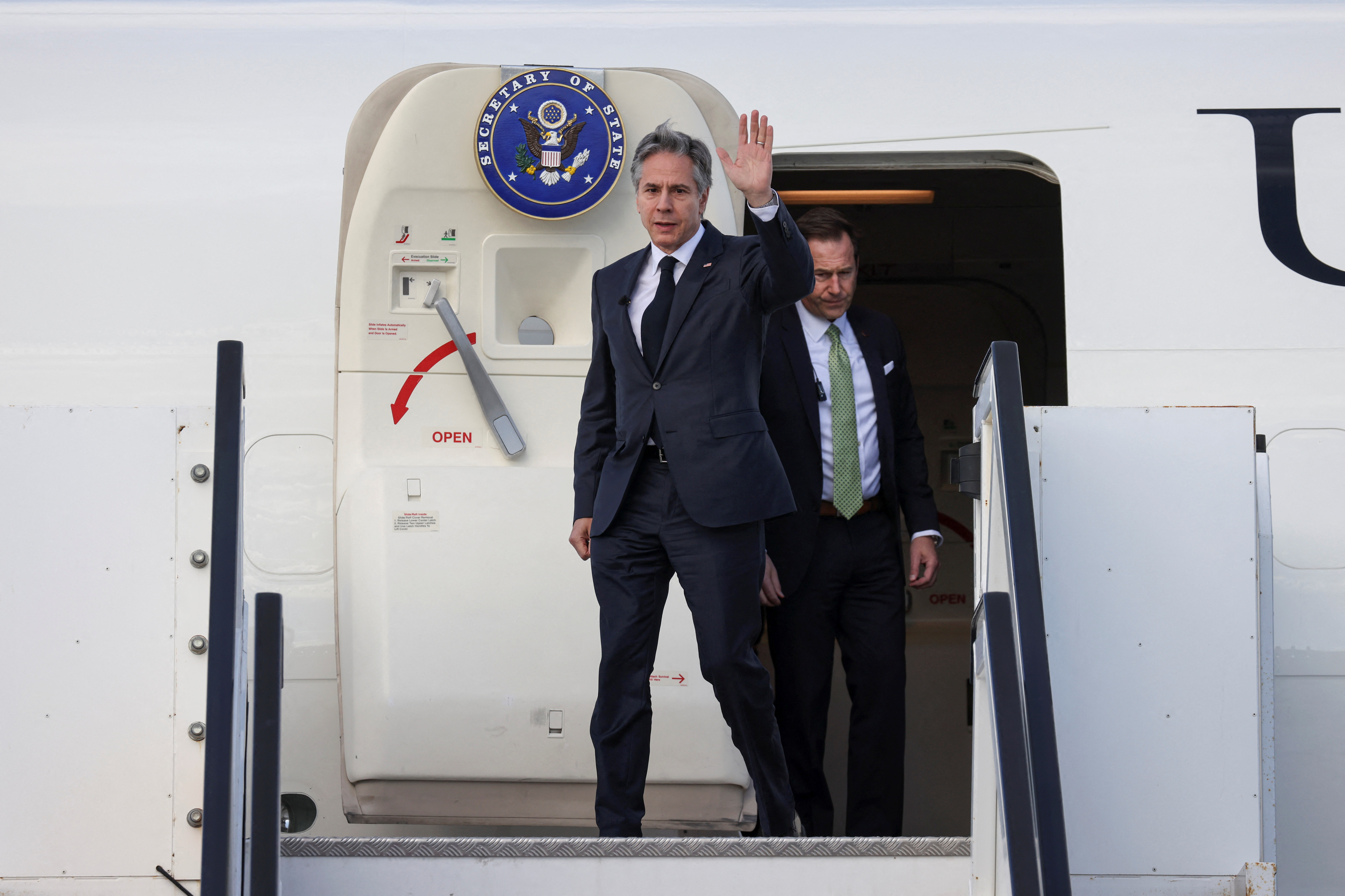 Secretary of State Blinken upon arrival in Tel Aviv (RONALDO SCHEMIDT/REUTERS)