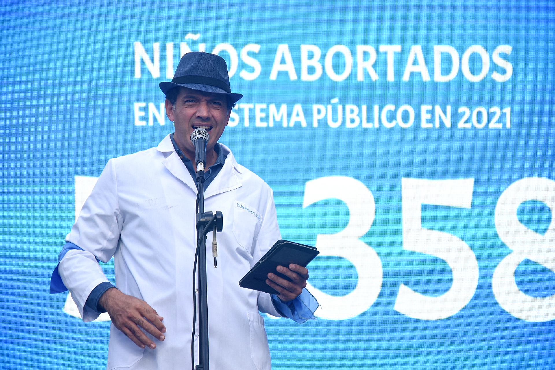 El médico rionegrino Leandro Rodríguez Lastra estuvo presente