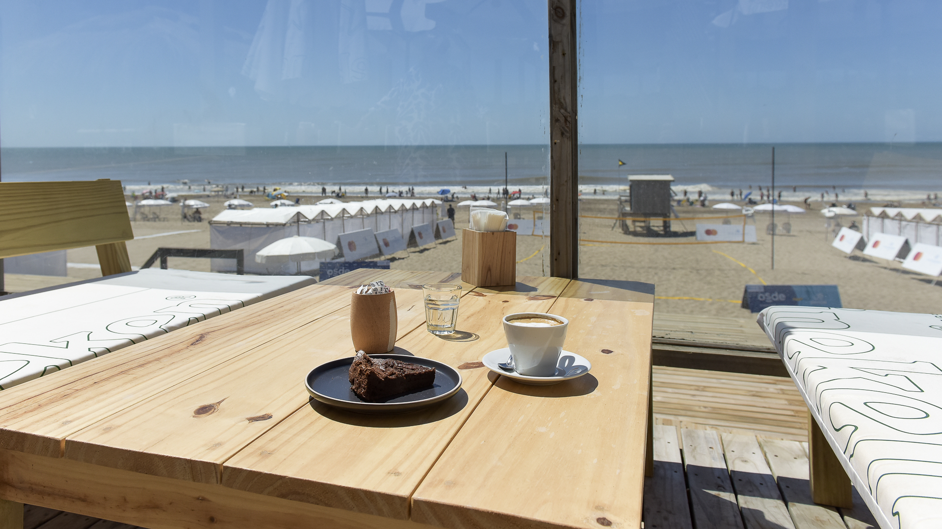 Platos tradicionales, gourmet y de cocina internacional: cuánto cuesta  comer frente al mar en Cariló - Infobae