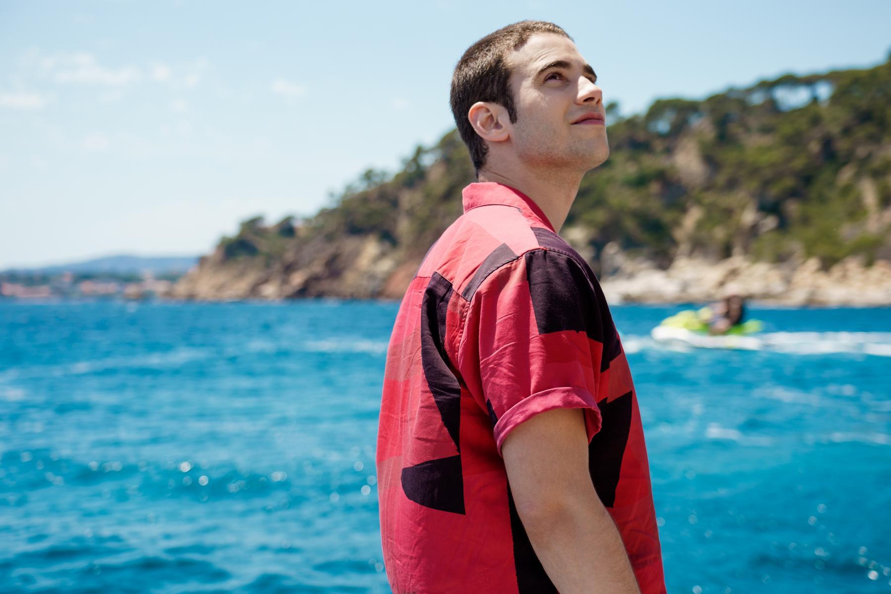 "A través del mar" llegará el próximo 23 de junio en streaming a nivel global. (Netflix)