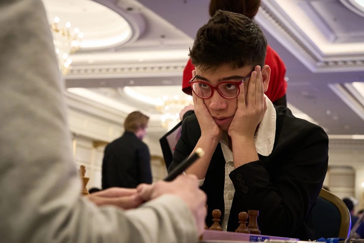 Una frase del canciller iraní siembra más dudas sobre el paradero del Ayatollah Ali Khamenei