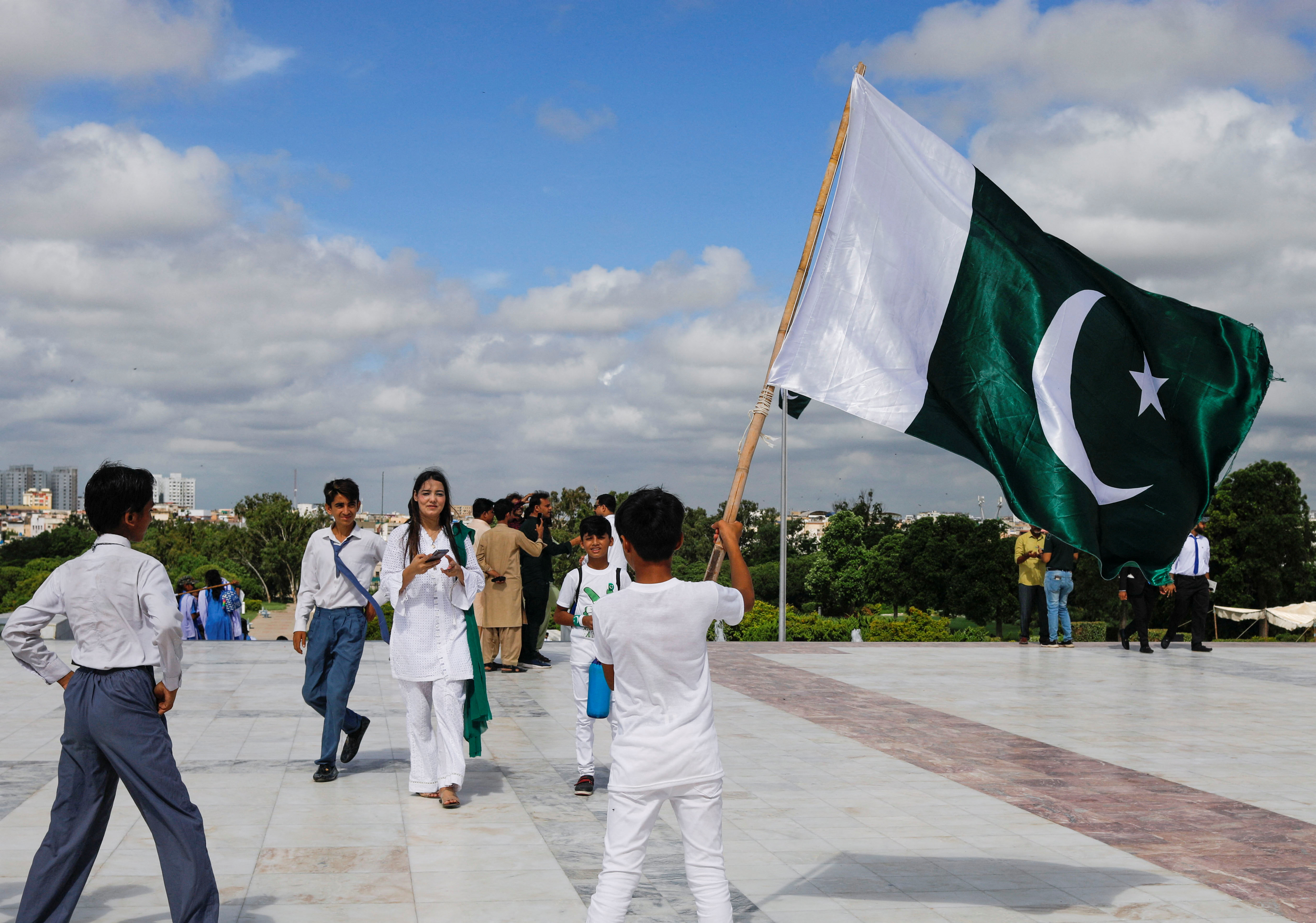 Pakistán cumple 75 años alejado de la nación soñada para los musulmanes