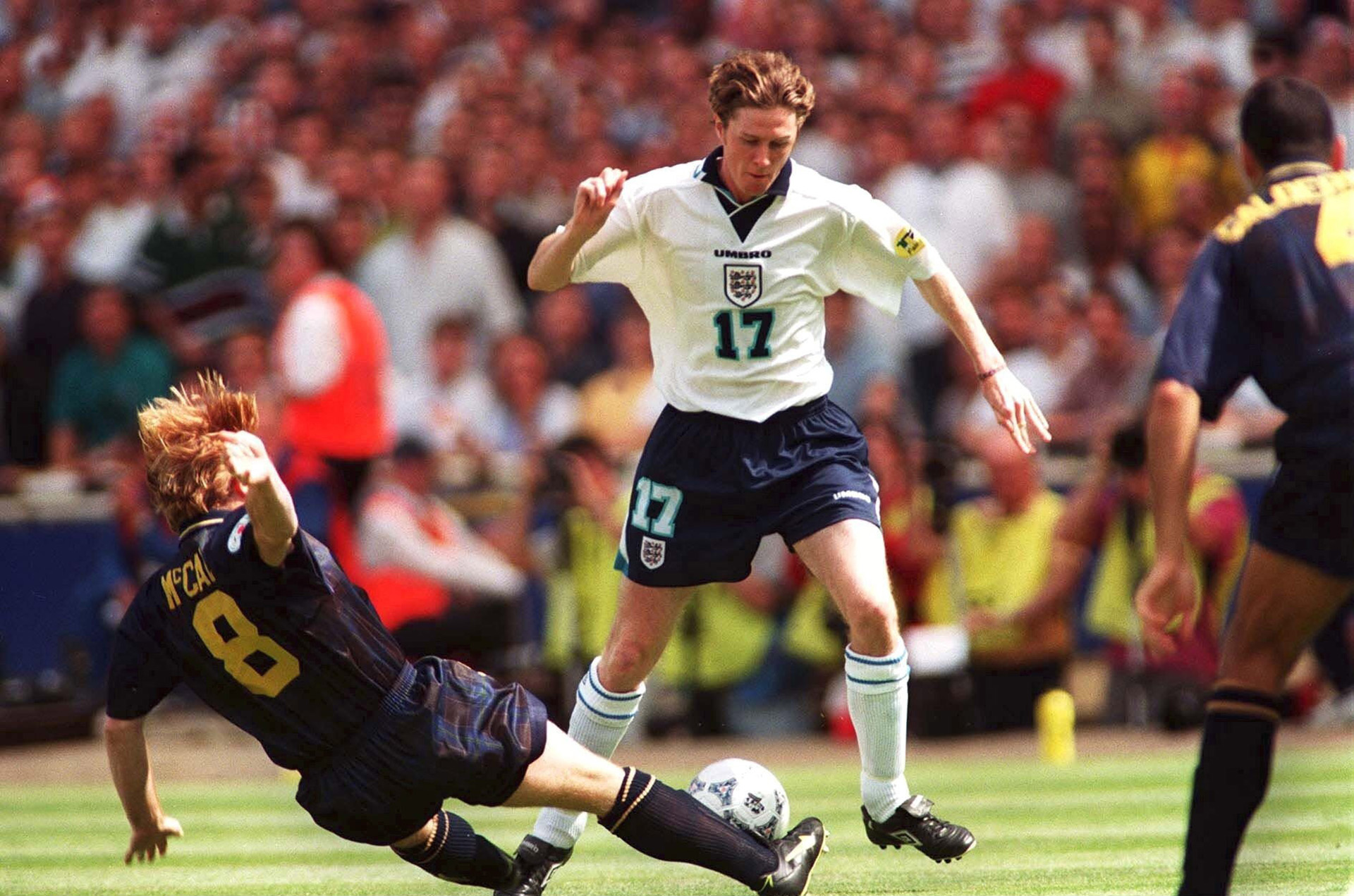 Participó del Mundial de 1998 y dos ediciones de la Eurocopa. Foto: Bongarts/Getty Images