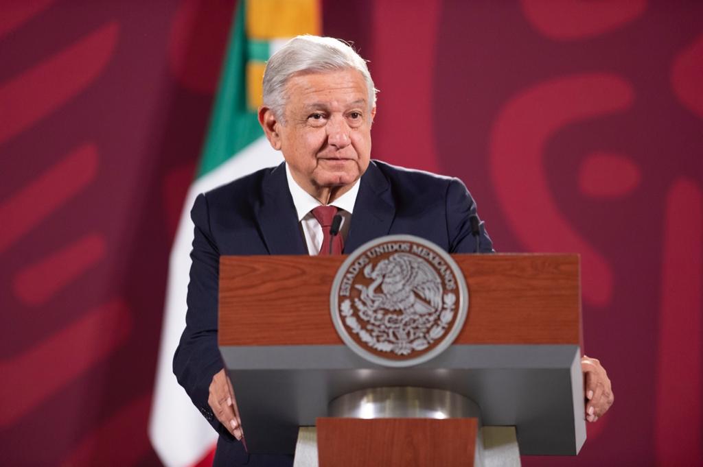 AMLO insisted that the electoral reform will seek to reduce the number of legislators and the salary of electoral advisers Photo: YouTube