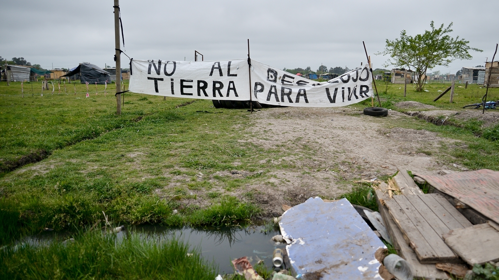Cientos de familias ocuparon ilegalmente los terrenos ubicados en una zona de Guernica 
