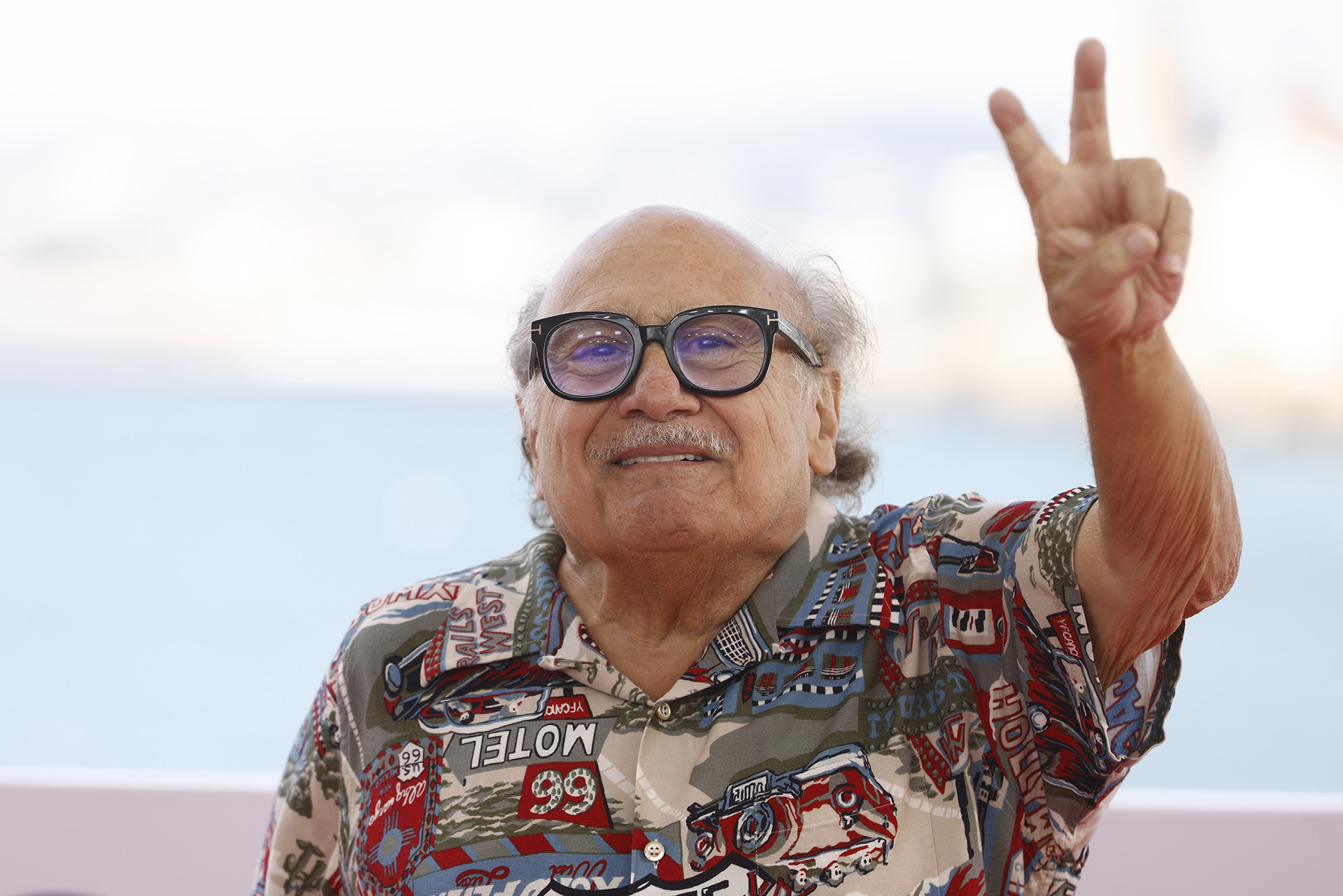 "Debemos recuperar el cine independiente": la advertencia de Danny DeVito en Sitges mientras presenta 'Drag', su comedia más sangrienta y familiar