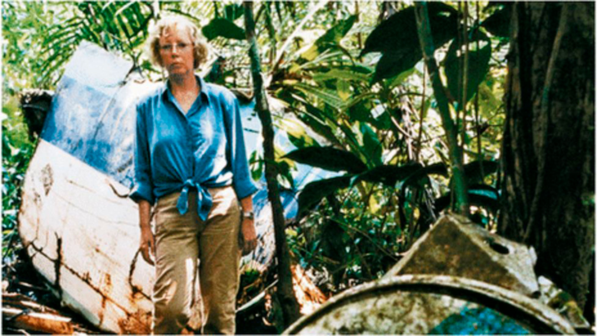 Juliane cuando regresó a la selva en 1998 para participar del documental Alas de Esperanza de Werner Herzog, en el que se cuenta su historia