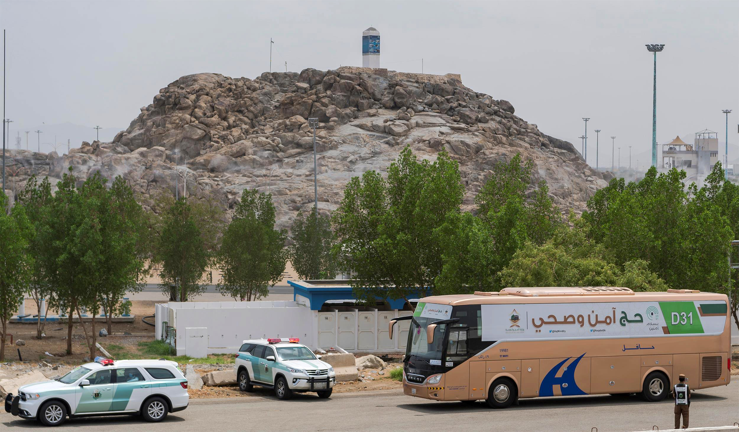 Tragedia en la ruta sagrada: al menos 45 peregrinos indios murieron en un accidente de autobús en Arabia Saudita