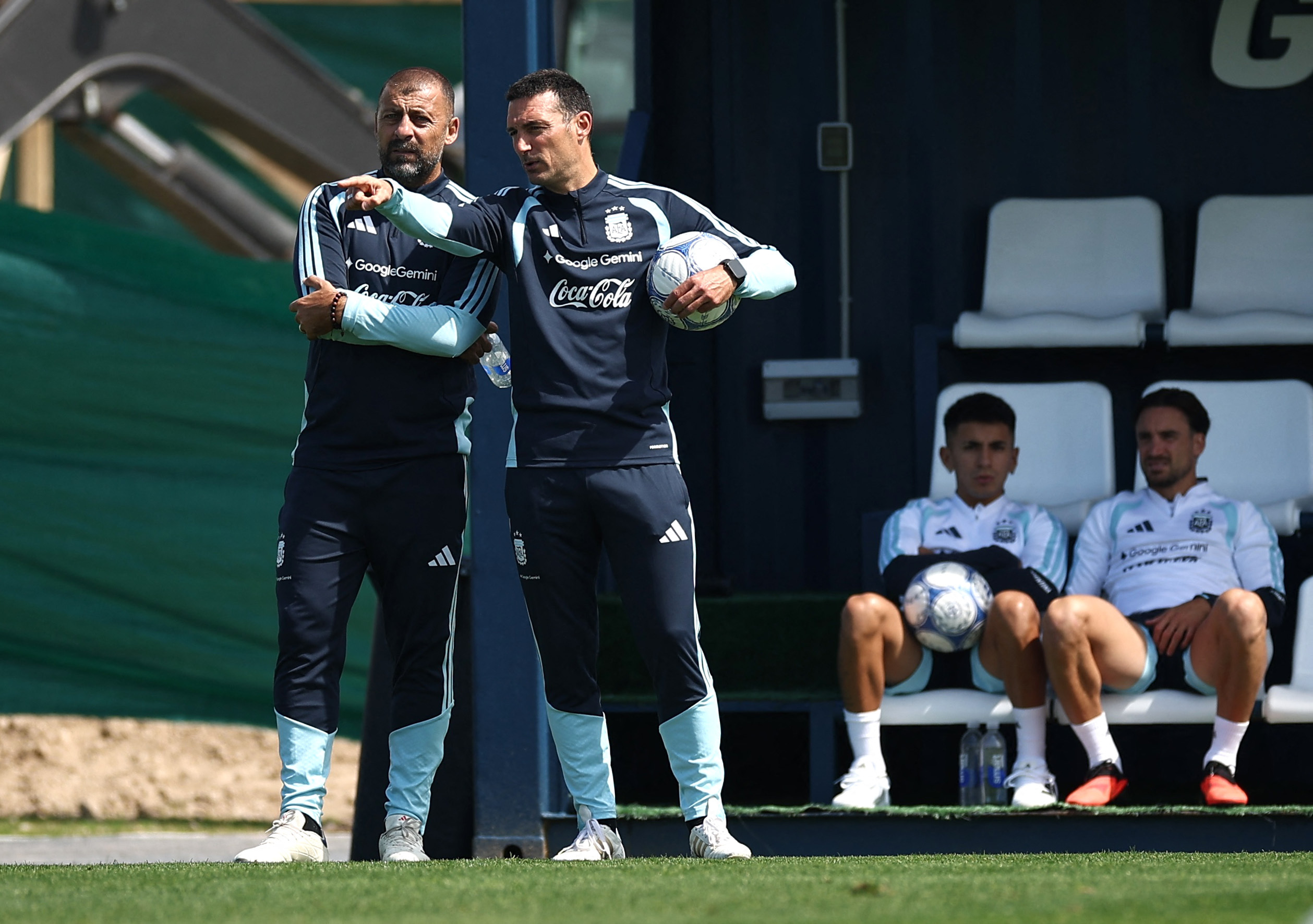 Lionel Scaloni volvió a hablar de su futuro en la selección argentina y se refirió al recambio de nombres que realizó con la lista para los amistosos