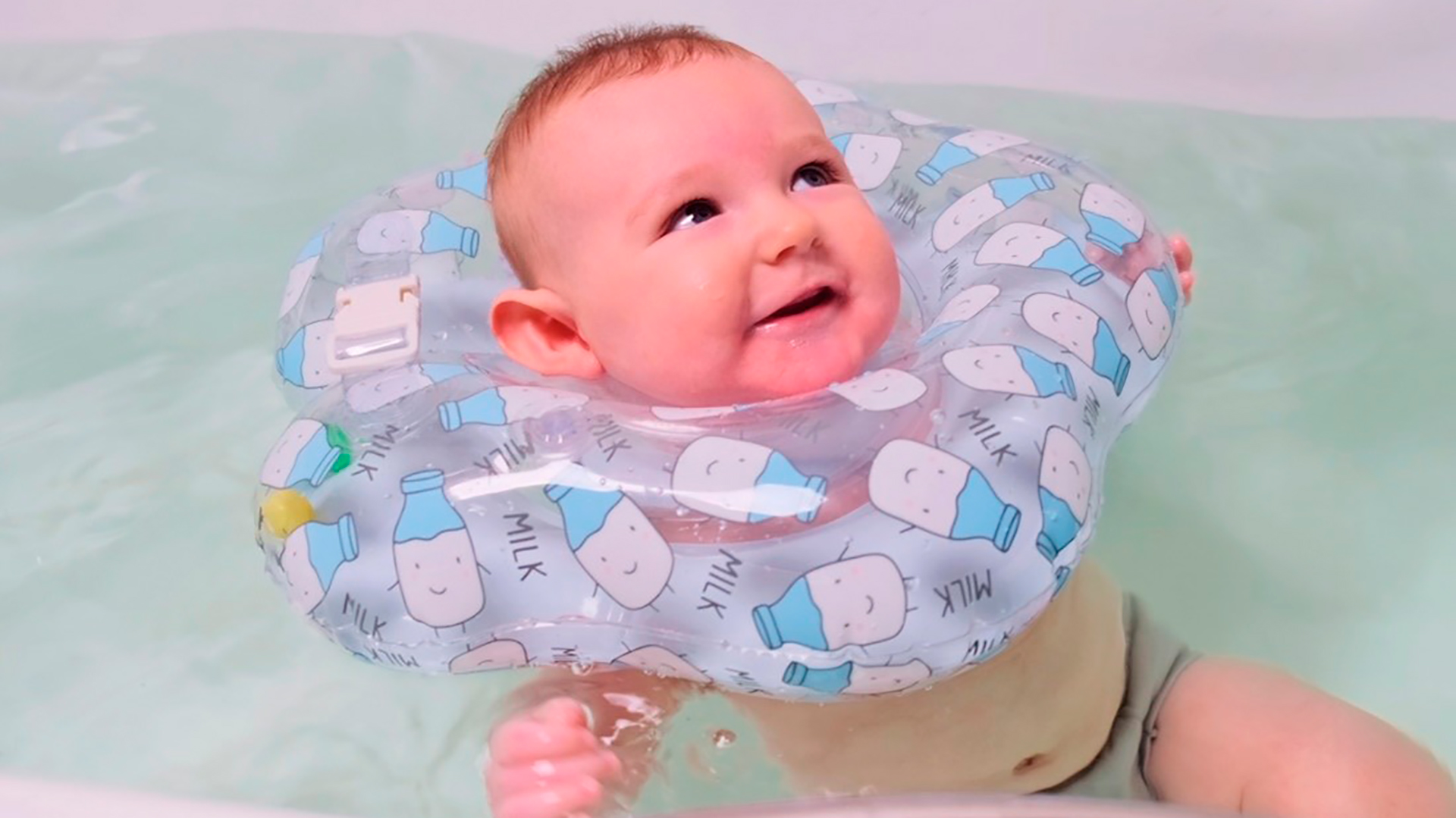 La FDA alertó sobre el riesgo de muerte o lesión en bebés por el uso de flotadores de cuello para agua