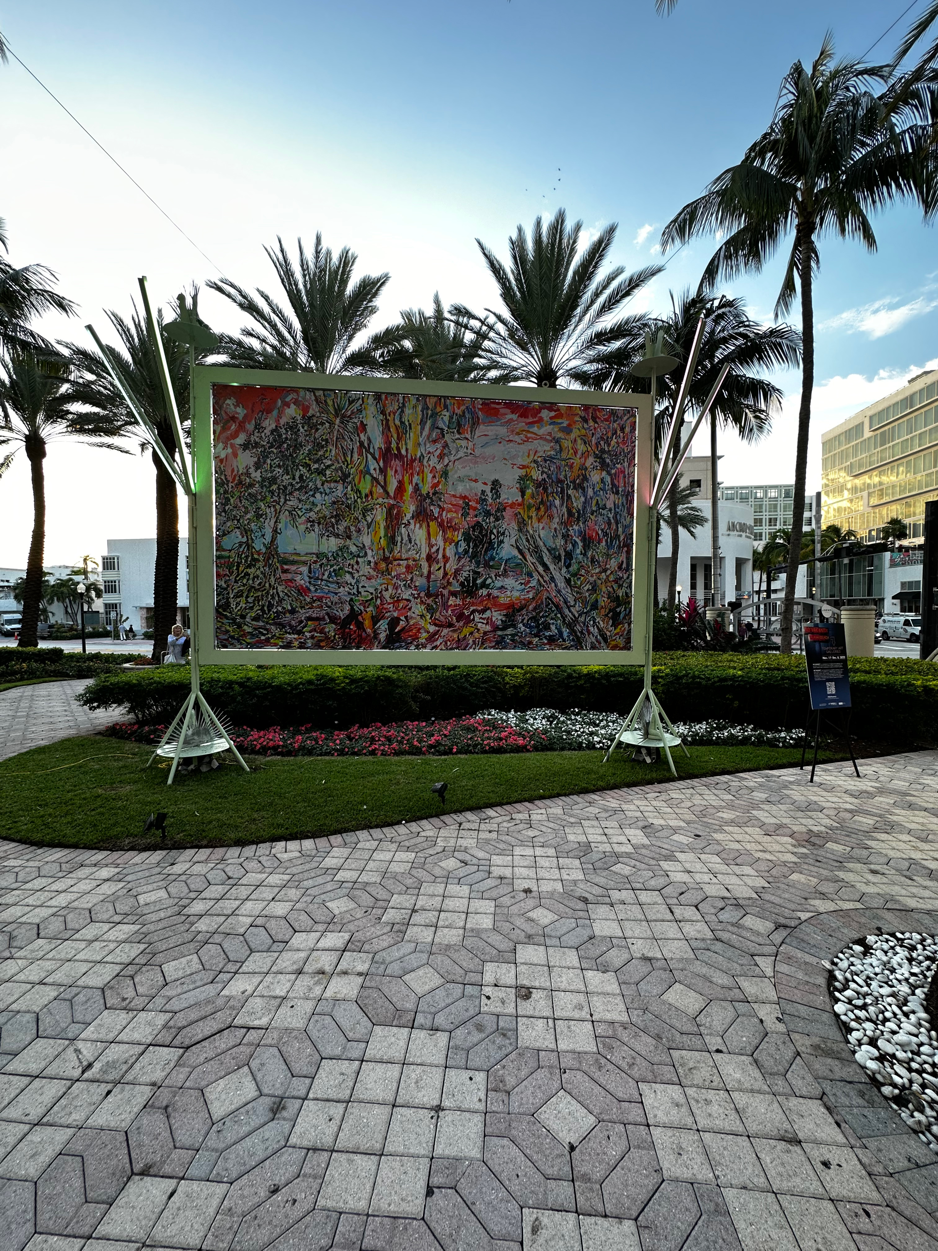 "A Land Remembered", de Magnus Sodamin, en el Loews Miami Beach Hotel. (Ronen Suarc)
