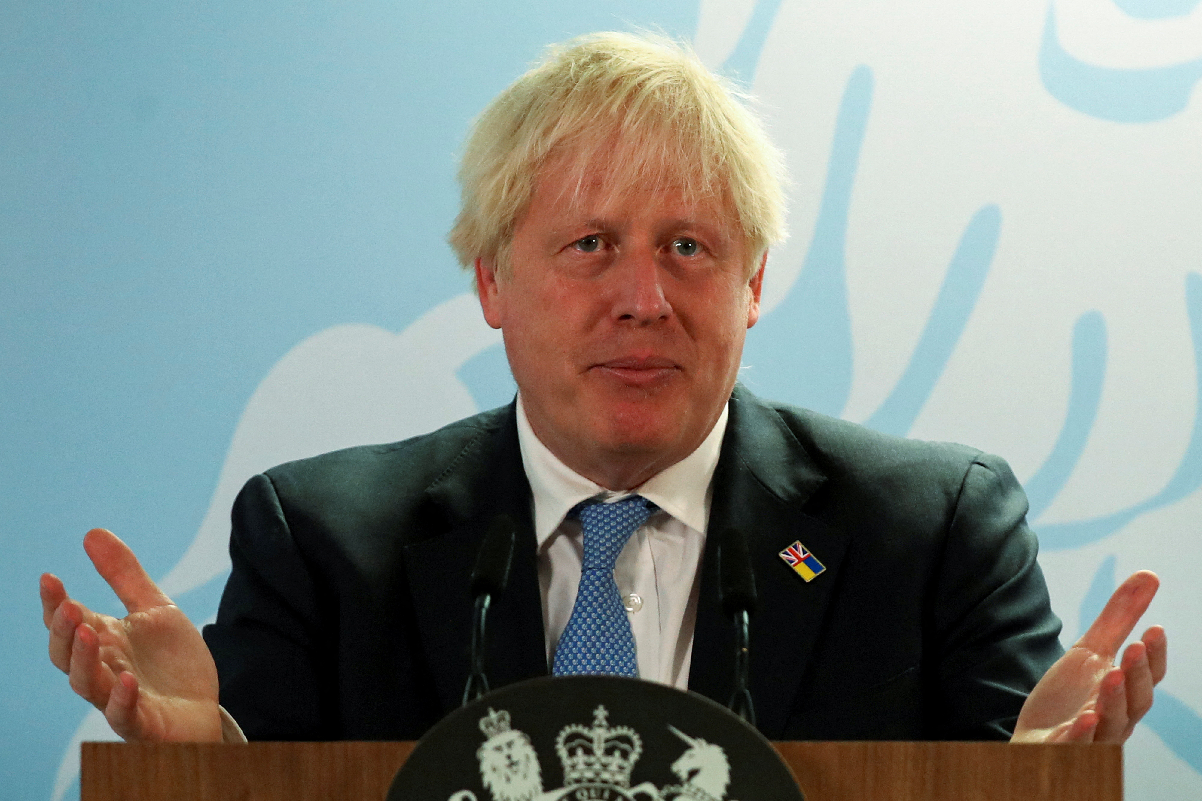 El primer ministro británico, Boris Johnson, habla durante su visita a la central nuclear Sizewell B de EDF, en Sizewell, Gran Bretaña, el 1 de septiembre de 2022. Chris Radburn/Pool vía REUTERS