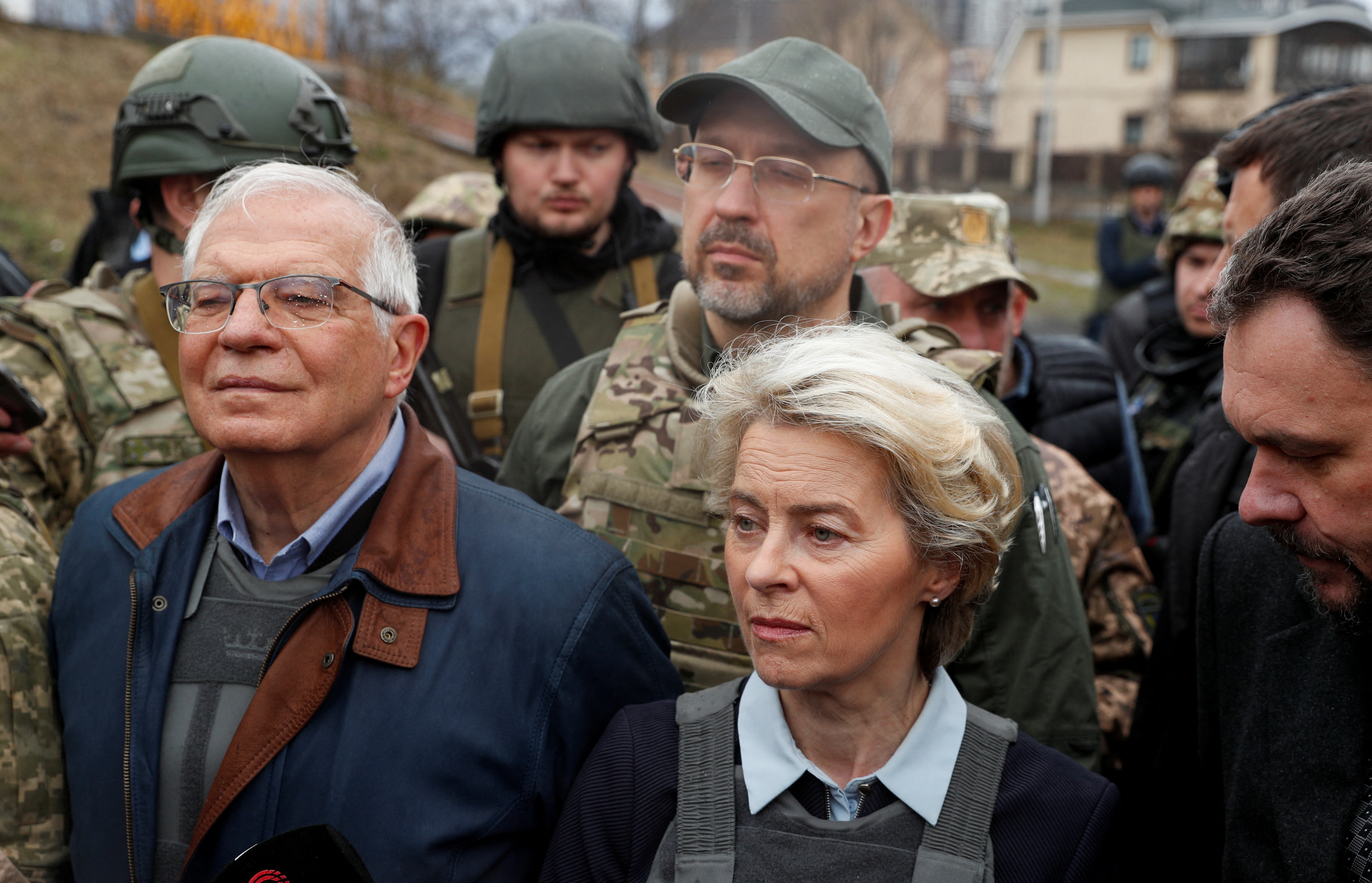 Los máximos representantes de la Unión Europea fueron de los primeros líderes en visitar Ucrania tras el inicio de los ataques injustificados de Rusia. (FOTO: REUTERS/Valentyn Ogirenko/ARCHIVO)