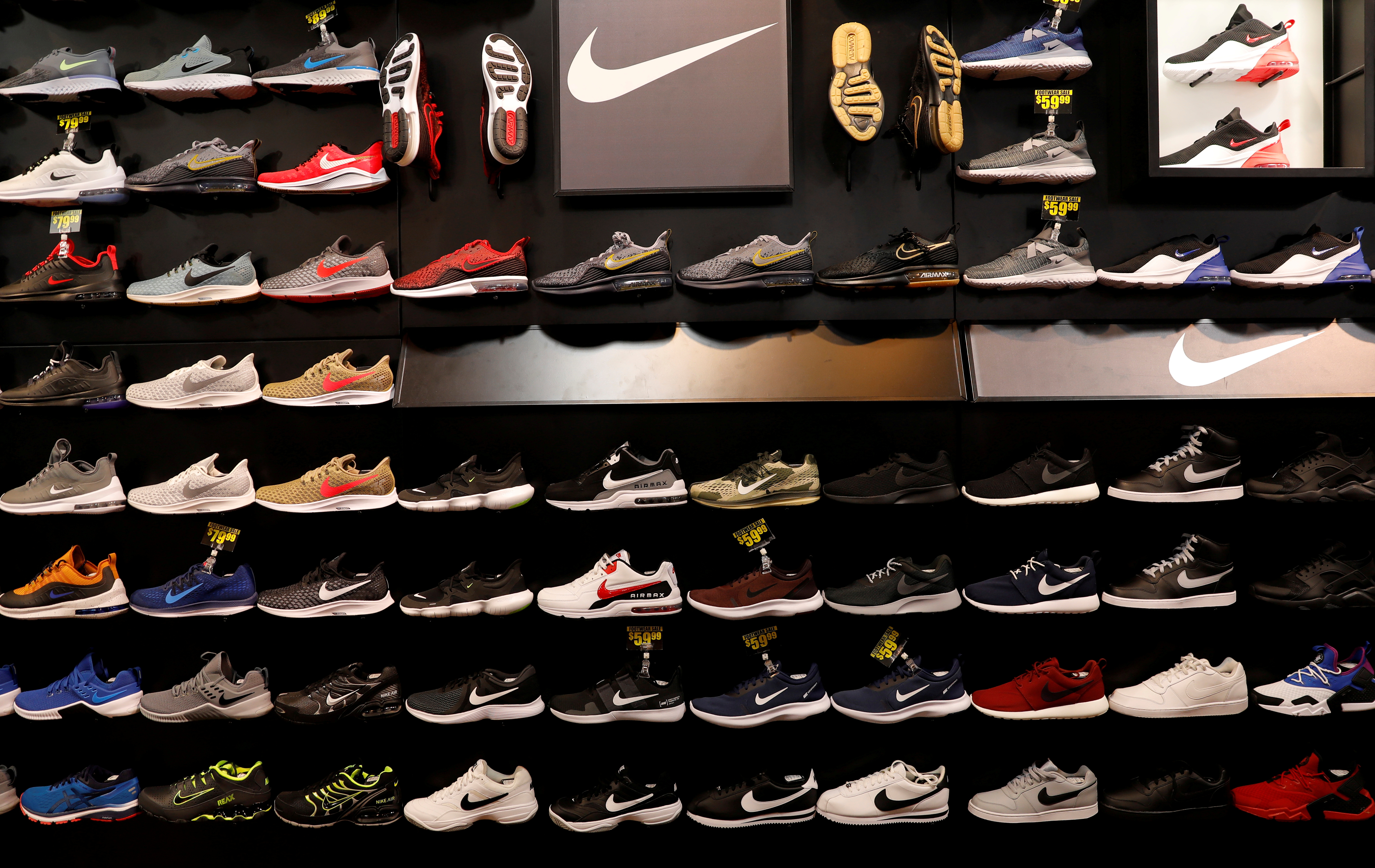Más del 50% de los productos que vende Nike en el país son de producción local 