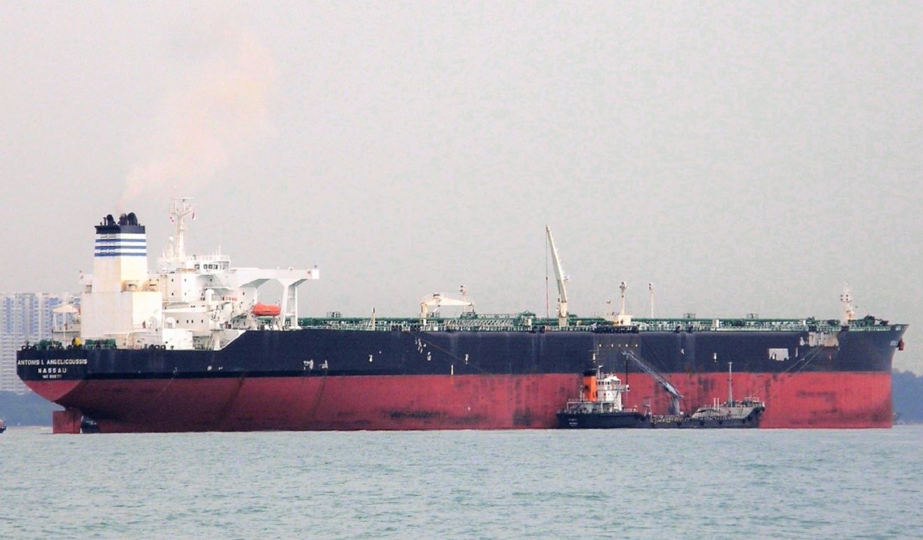 MT LILU, carguero de bandera de Camerún, en Singapur, el 16 de noviembre de 2007, cuando aún se llamaba Antonis I. Angelicoussis. En estos momentos se encuentra en las costas de África, en el Océano Atlántico (FleetMon)